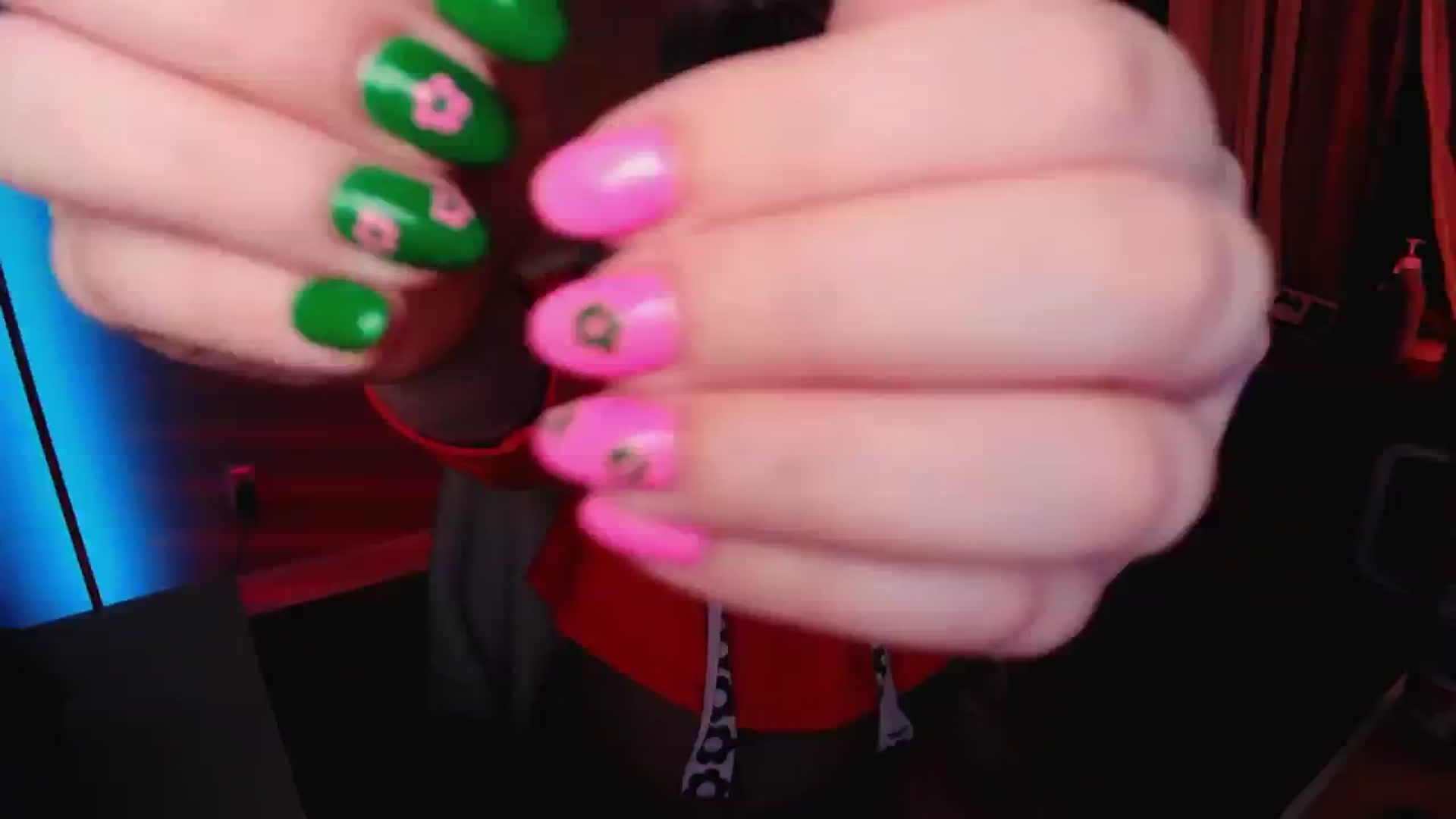 Gallery image thumbnail from MollySnacks's myfreecams stream on, 03/11/2025, 01:15 image 6 of 20