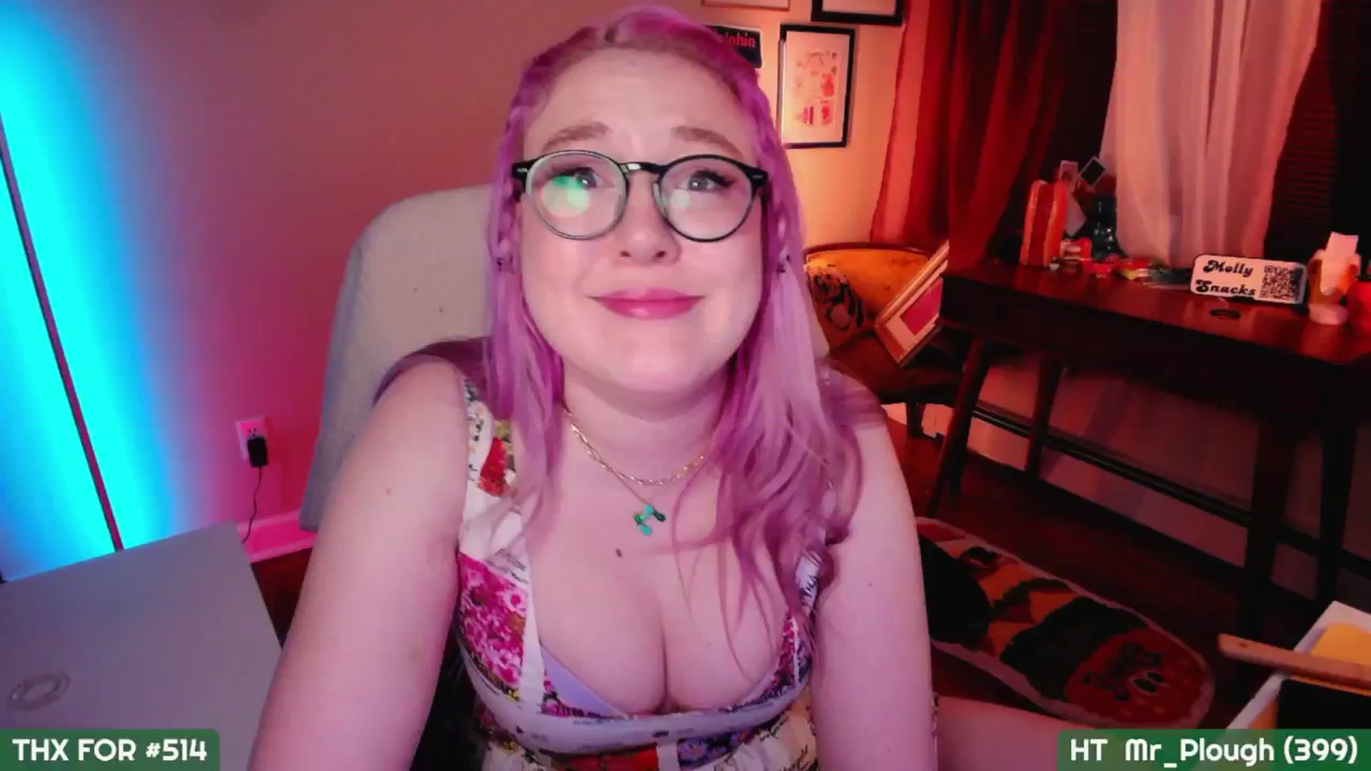 Gallery image thumbnail from MollySnacks's myfreecams stream on, 03/21/2025, 04:19 image 14 of 20