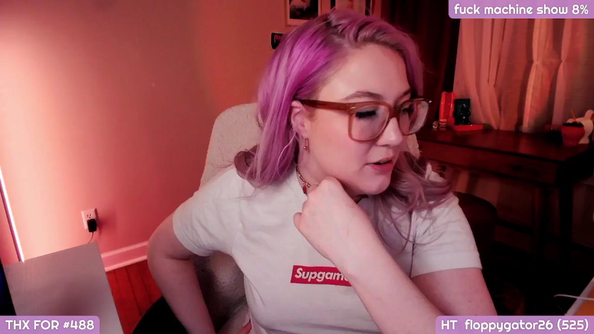 Gallery image thumbnail from MollySnacks's myfreecams stream on, 03/31/2025, 04:27 image 1 of 20