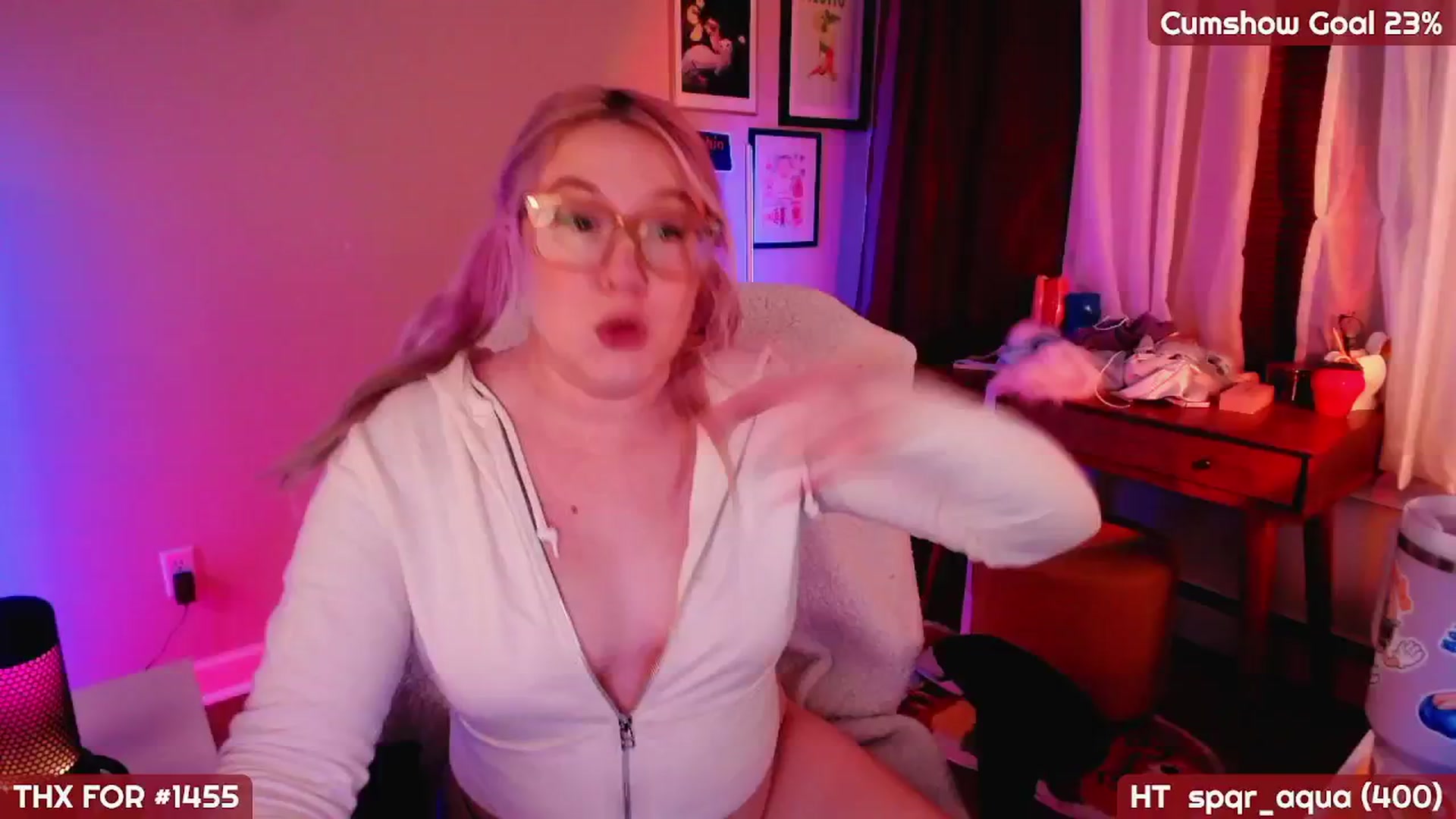 Gallery image thumbnail from MollySnacks's myfreecams stream on, 04/10/2025, 03:36 image 14 of 20