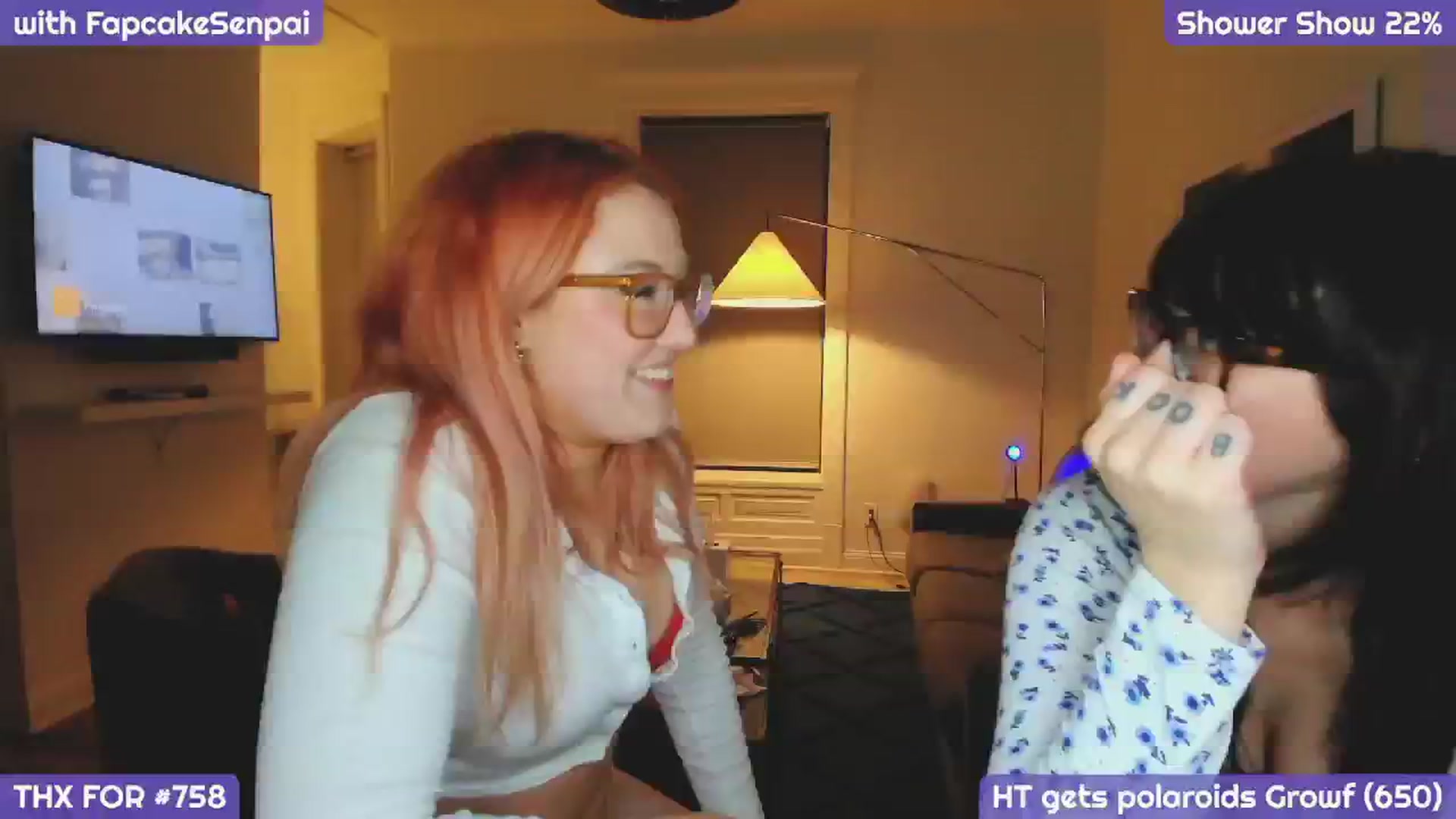 Gallery image thumbnail from MollySnacks's myfreecams stream on, 04/12/2025, 03:29 image 13 of 20