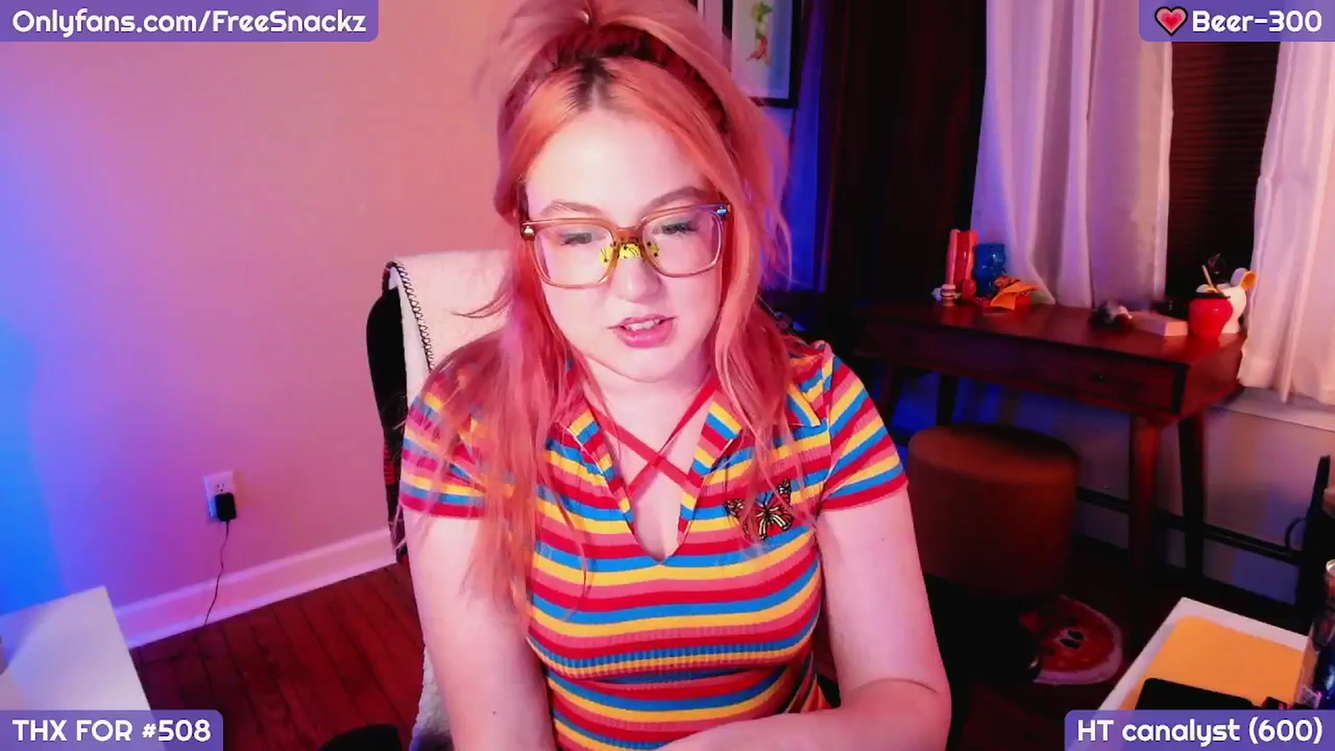 Gallery image thumbnail from MollySnacks's myfreecams stream on, 04/17/2025, 04:34 image 1 of 20