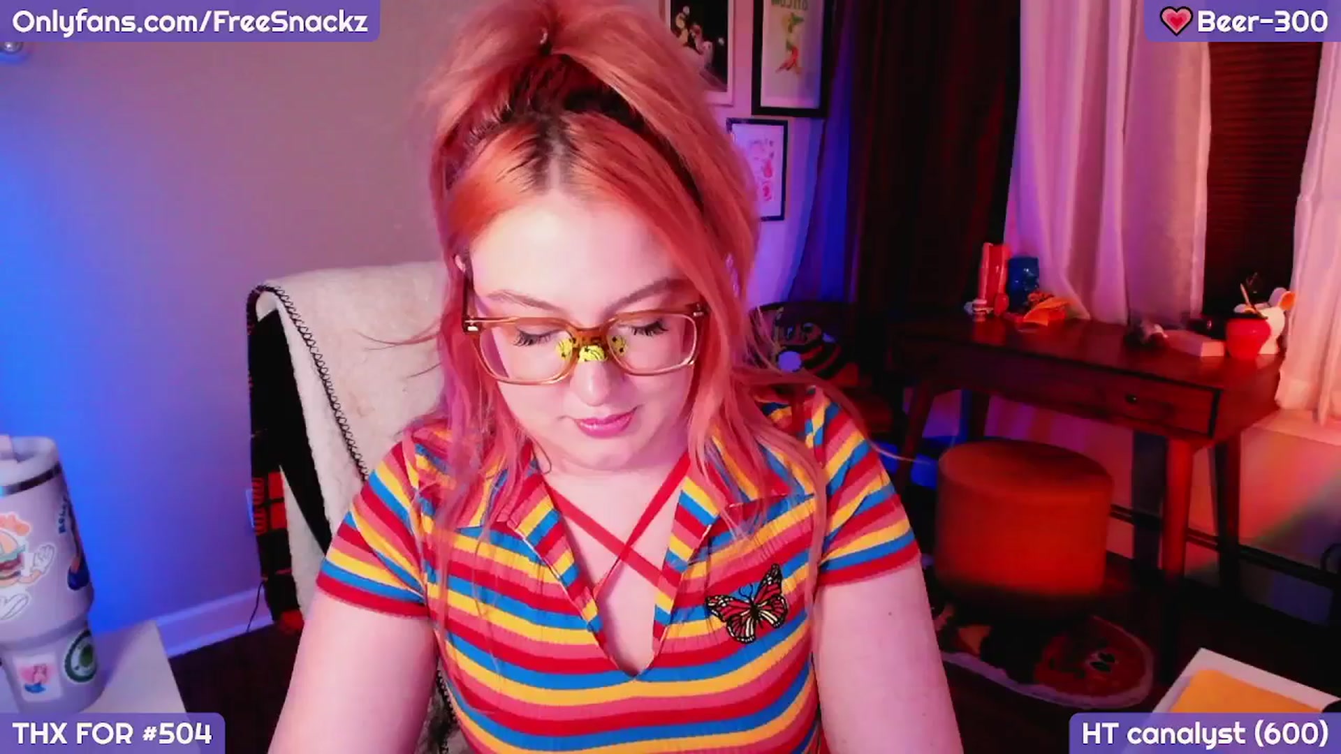 Gallery image thumbnail from MollySnacks's myfreecams stream on, 04/17/2025, 04:34 image 6 of 20