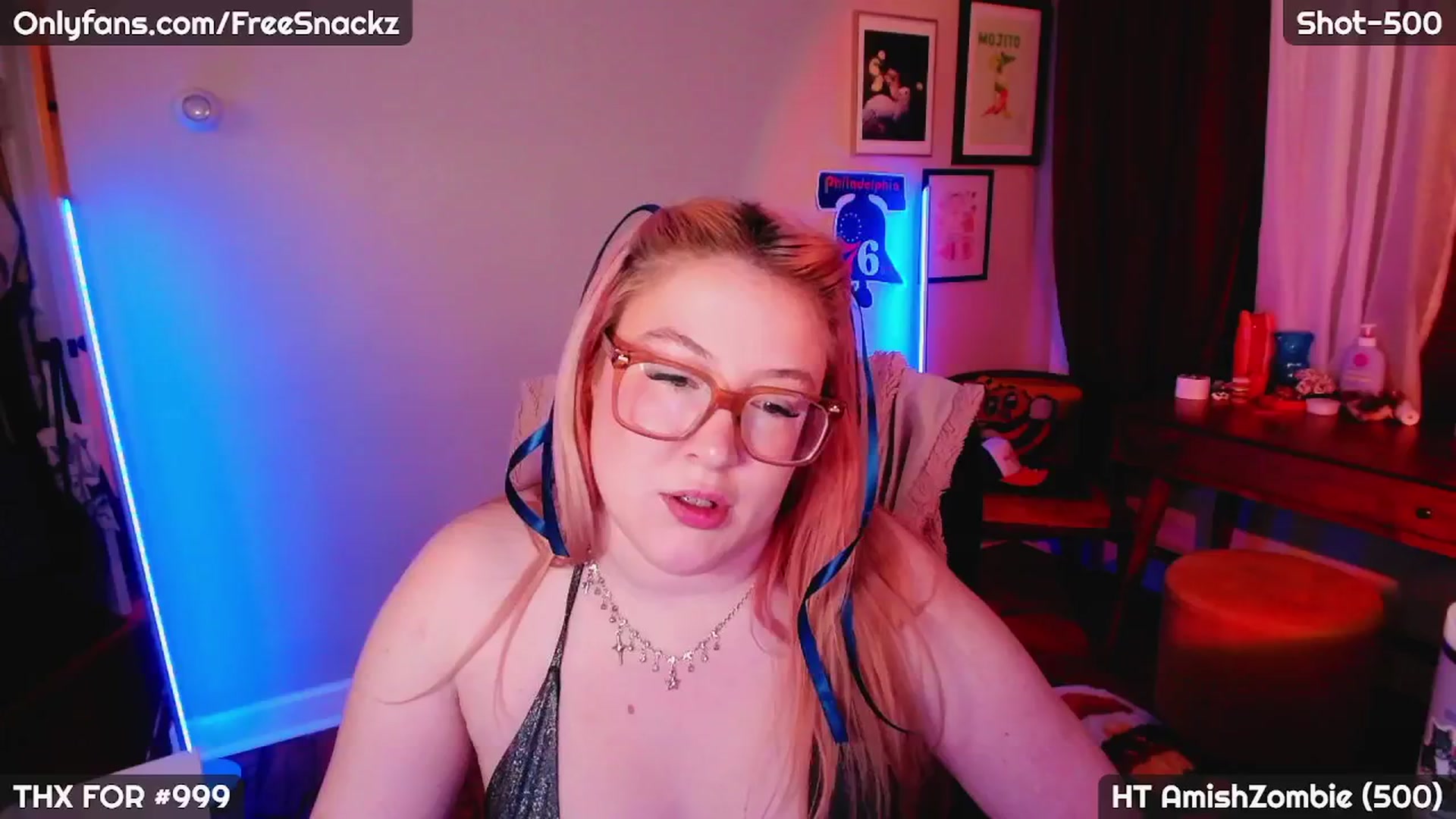 Gallery image thumbnail from MollySnacks's myfreecams stream on, 05/02/2025, 03:35 image 8 of 20
