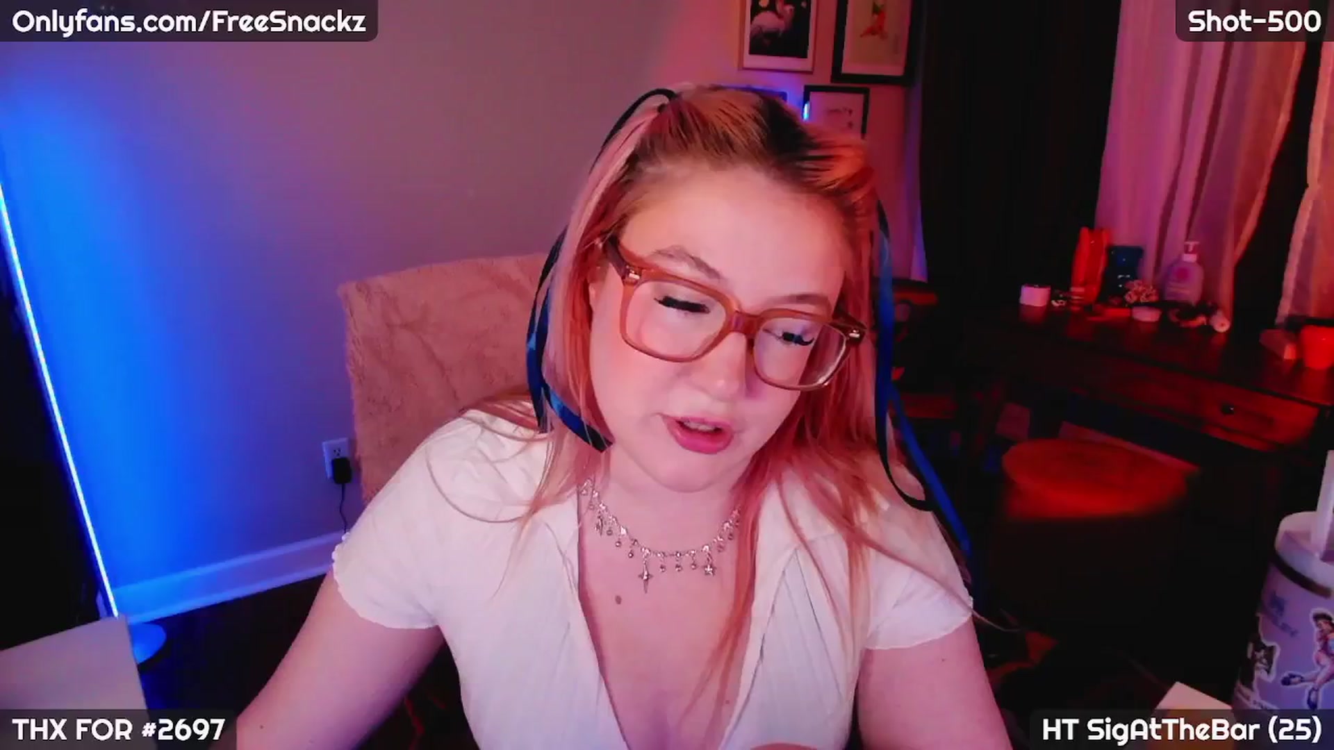 Gallery image thumbnail from MollySnacks's myfreecams stream on, 05/02/2025, 03:35 image 2 of 20