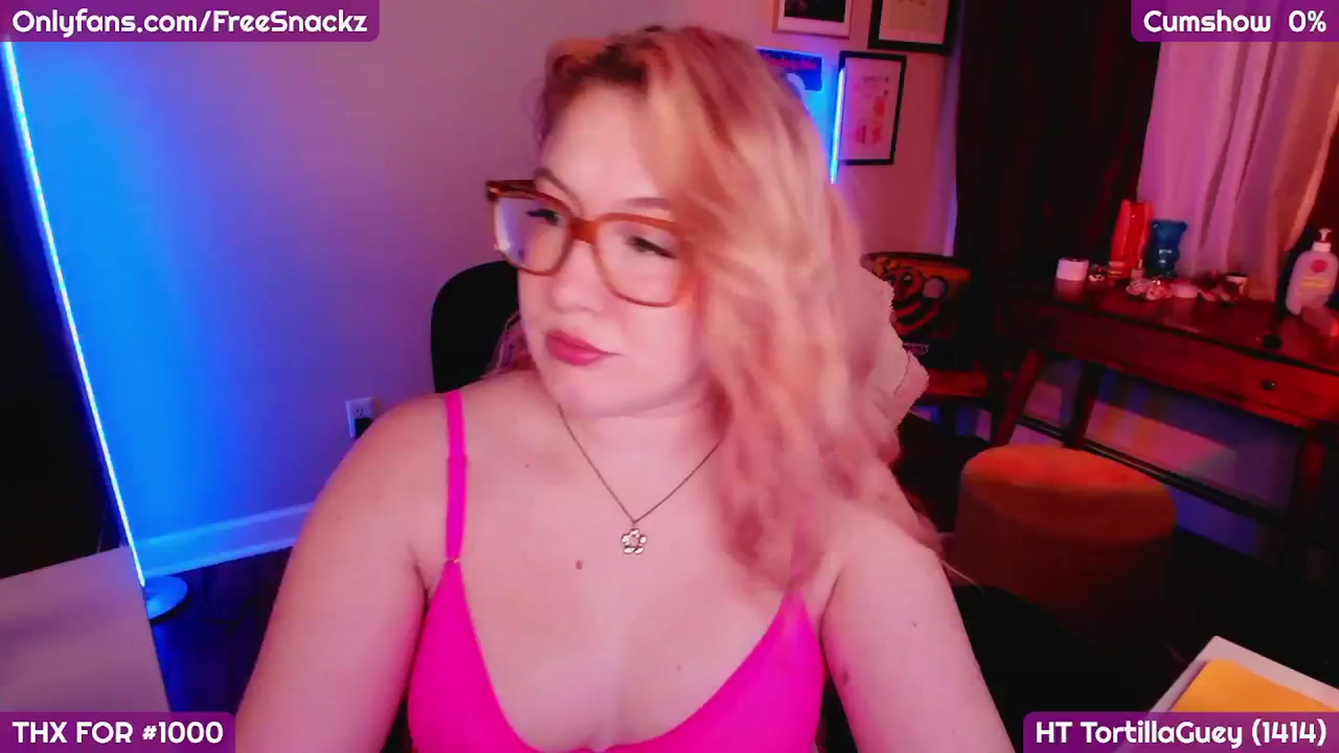 Gallery image thumbnail from MollySnacks's myfreecams stream on, 05/04/2025, 01:37 image 7 of 20