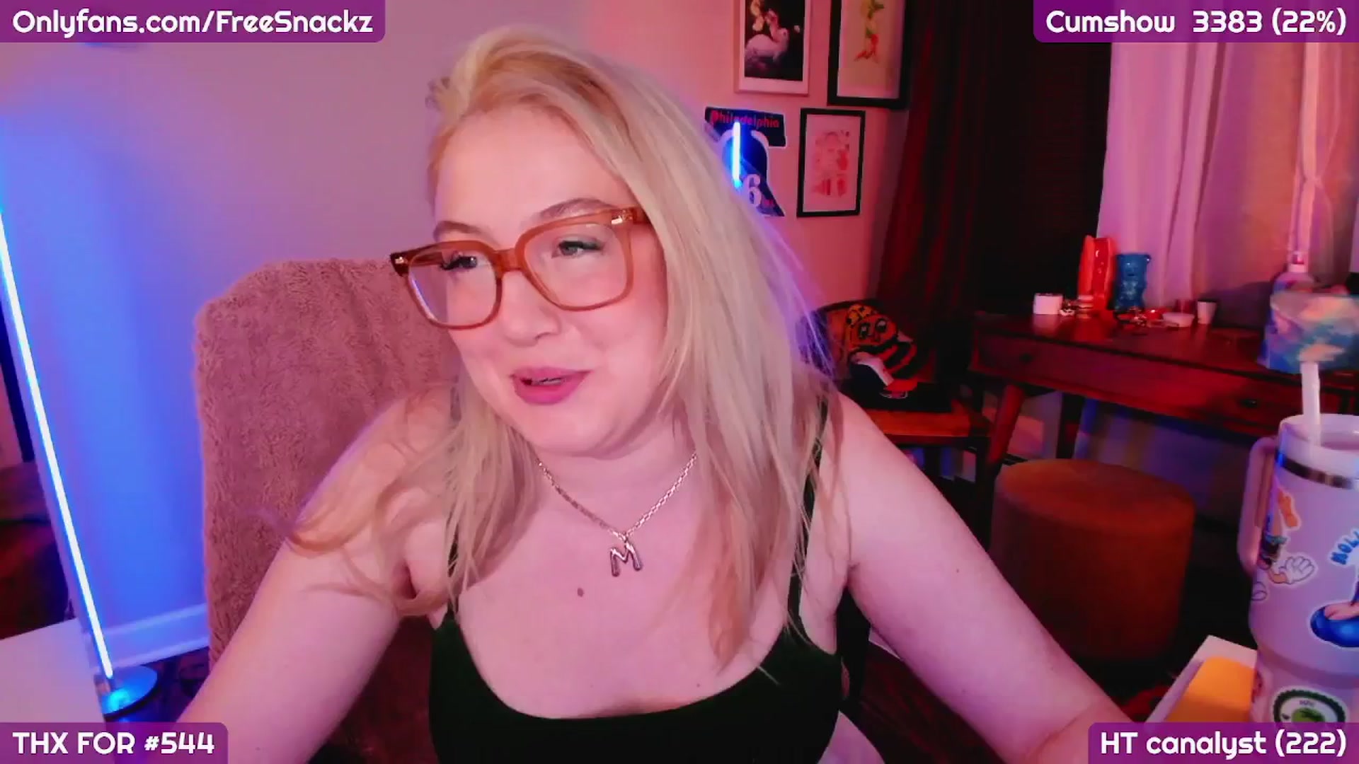 Gallery image thumbnail from MollySnacks's myfreecams stream on, 05/11/2025, 24:56 image 19 of 20