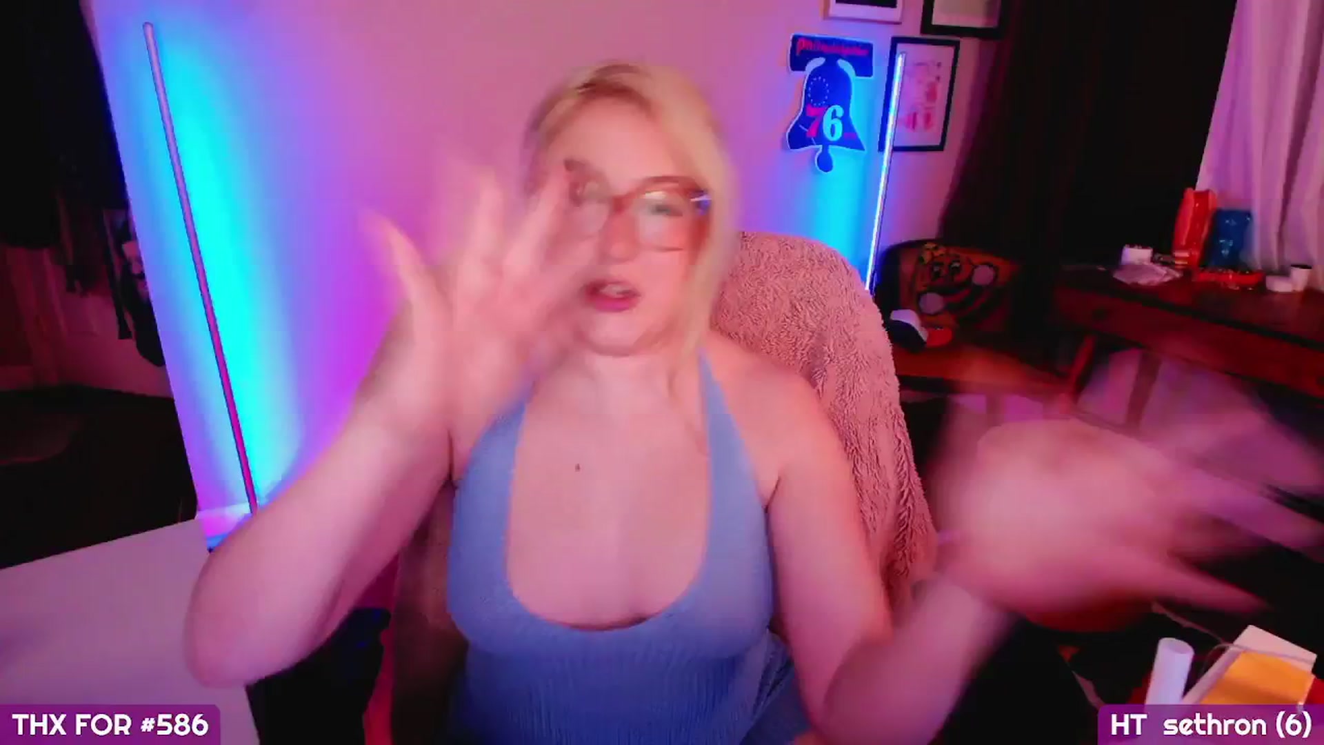 Gallery image thumbnail from MollySnacks's myfreecams stream on, 05/27/2025, 03:20 image 3 of 20
