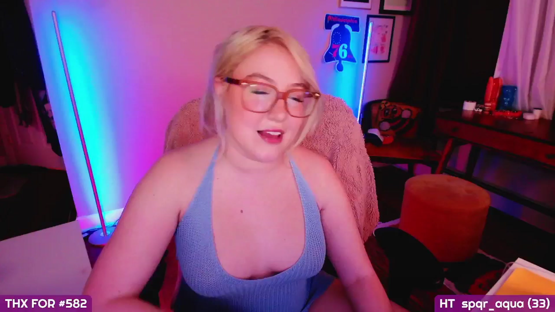 Gallery image thumbnail from MollySnacks's myfreecams stream on, 05/27/2025, 03:20 image 11 of 20