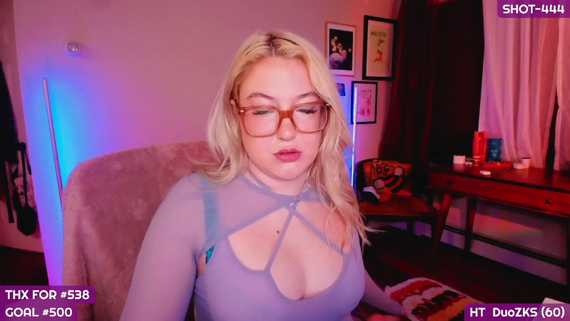 Gallery image thumbnail from MollySnacks's myfreecams stream on, 05/29/2025, 04:53 image 3 of 20