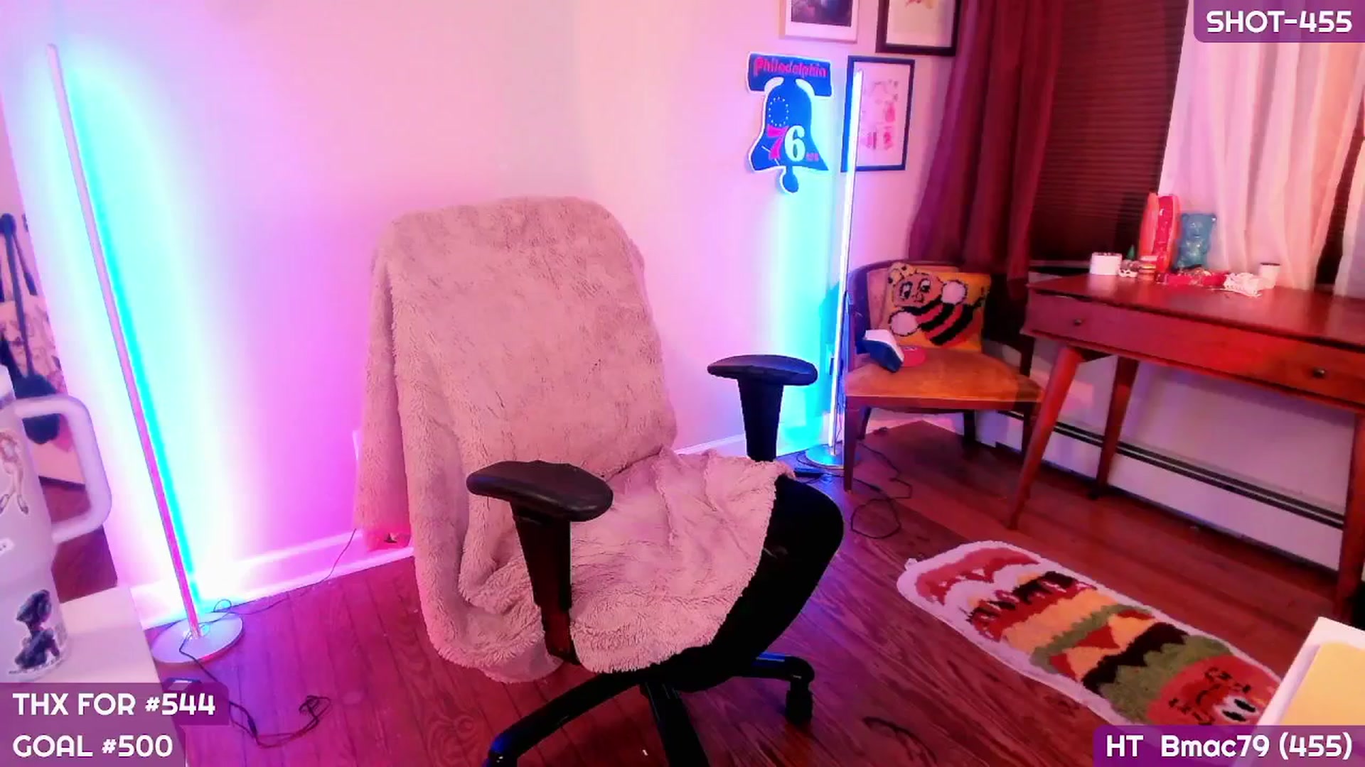 Gallery image thumbnail from MollySnacks's myfreecams stream on, 05/31/2025, 05:44 image 4 of 20