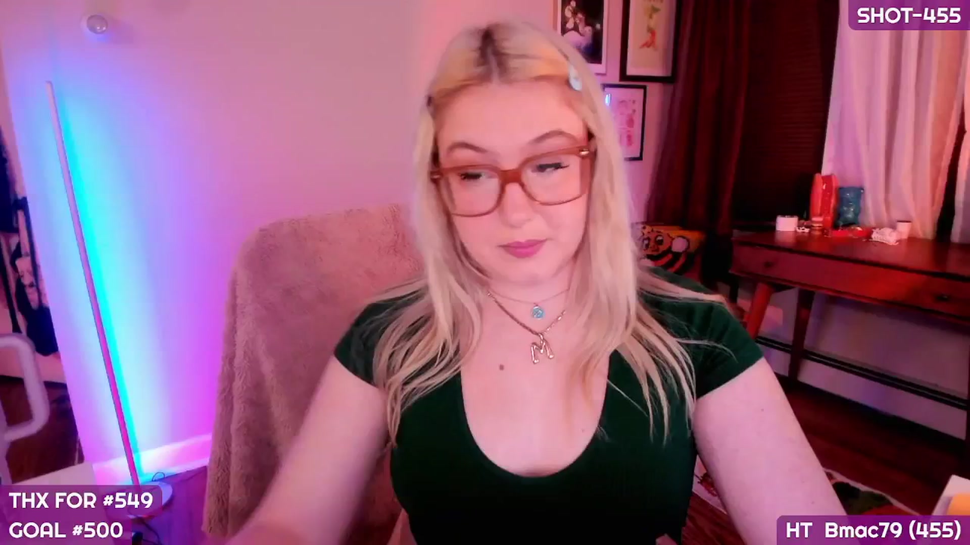 Gallery image thumbnail from MollySnacks's myfreecams stream on, 05/31/2025, 05:44 image 2 of 20