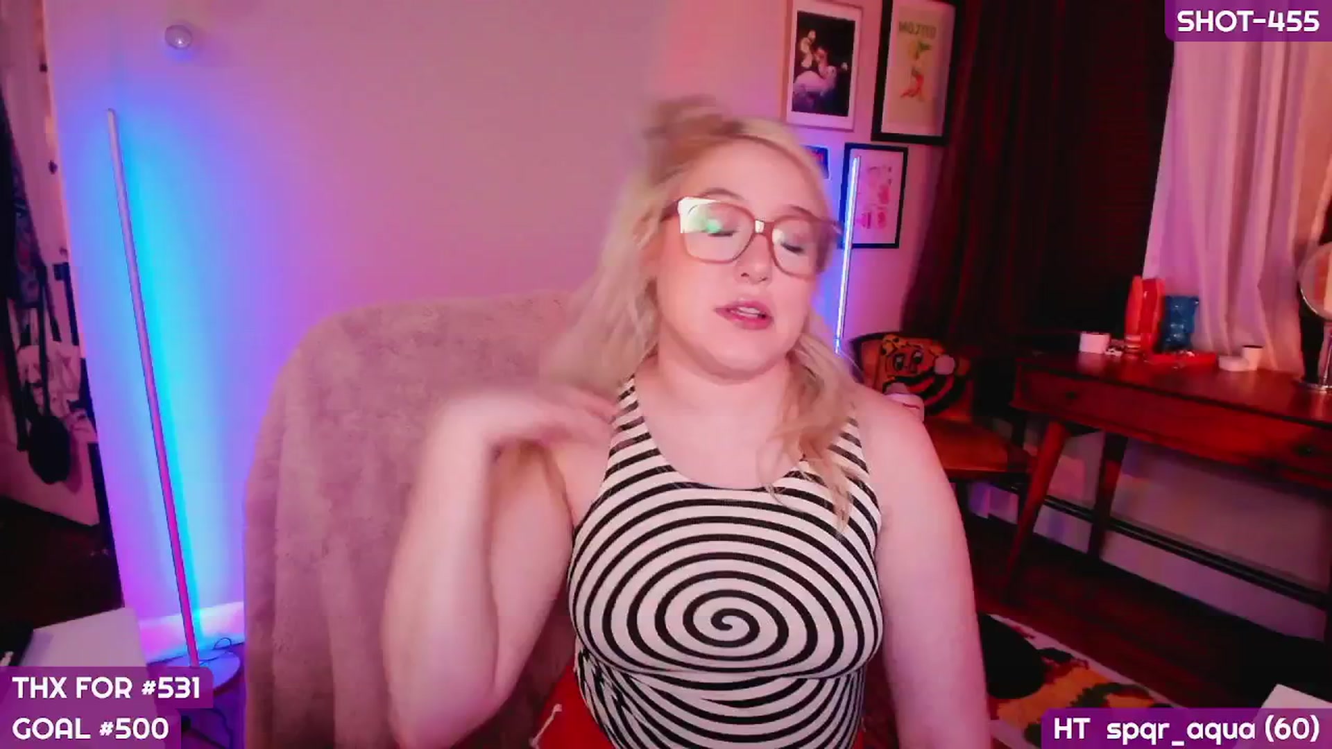 Gallery image thumbnail from MollySnacks's myfreecams stream on, 06/01/2025, 05:30 image 1 of 20