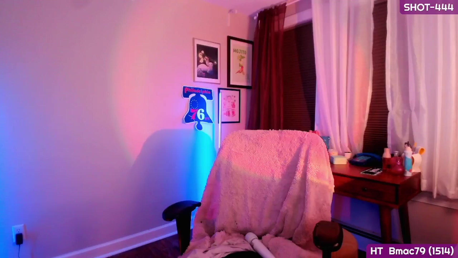 Gallery image thumbnail from MollySnacks's myfreecams stream on, 06/09/2025, 03:55 image 19 of 20