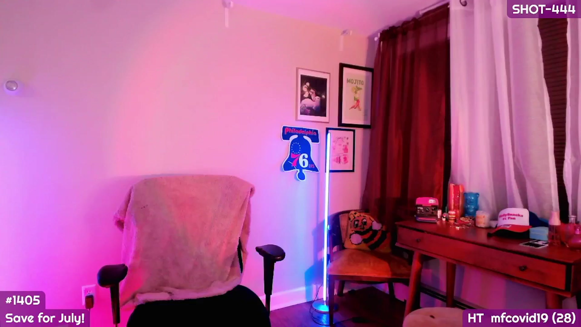Gallery image thumbnail from MollySnacks's myfreecams stream on, 06/17/2025, 04:20 image 3 of 20
