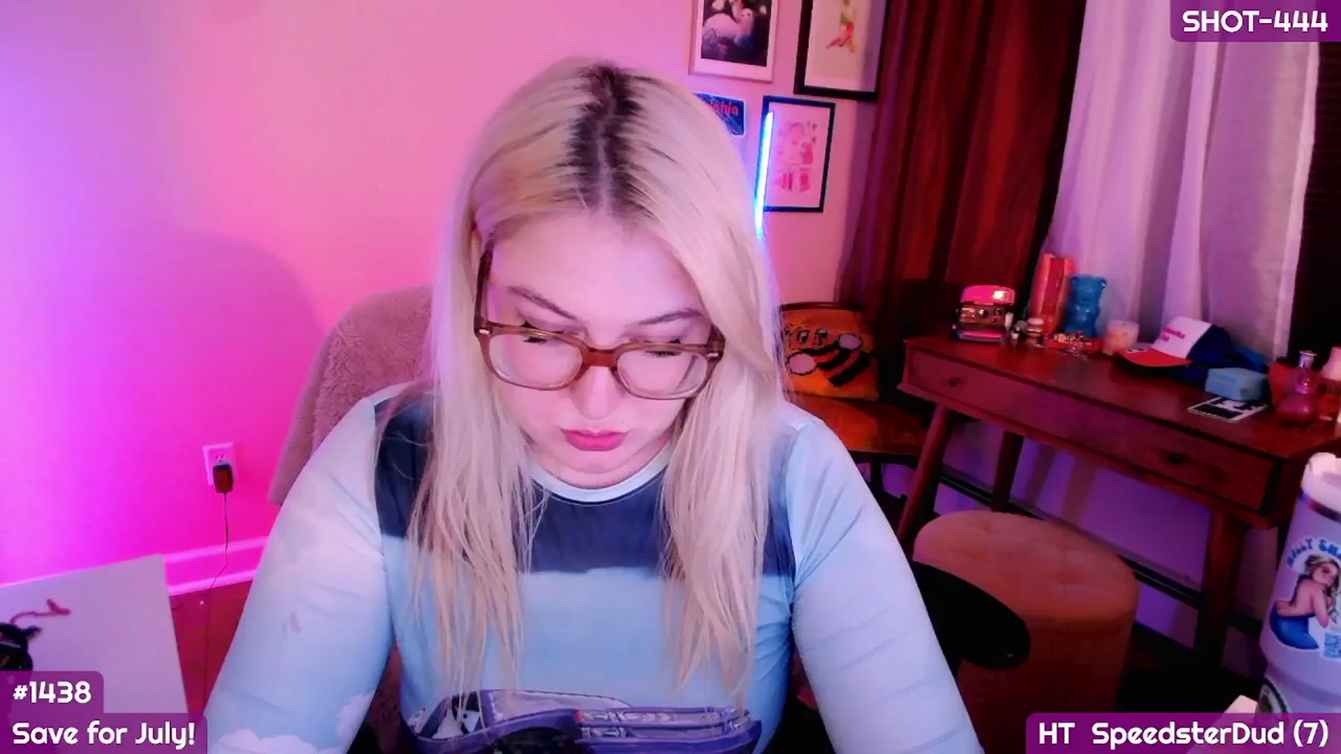 Gallery image thumbnail from MollySnacks's myfreecams stream on, 06/20/2025, 02:54 image 3 of 20