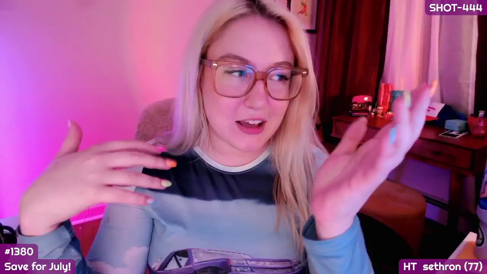 Gallery image thumbnail from MollySnacks's myfreecams stream on, 06/20/2025, 02:54 image 19 of 20
