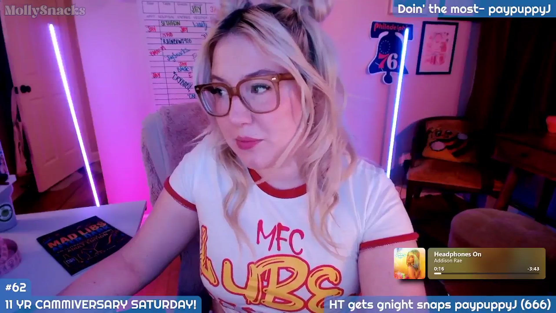 Gallery image thumbnail from MollySnacks's myfreecams stream on, 07/04/2025, 04:58 image 5 of 20
