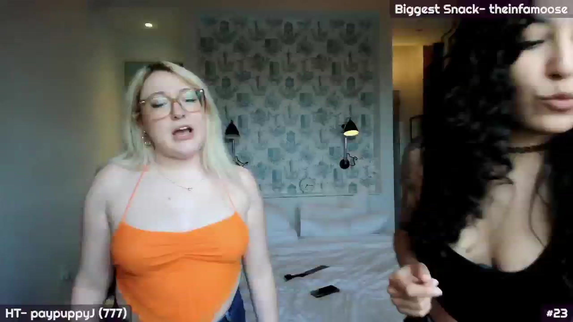 Gallery image thumbnail from MollySnacks's myfreecams stream on, 07/20/2025, 24:02 image 11 of 20