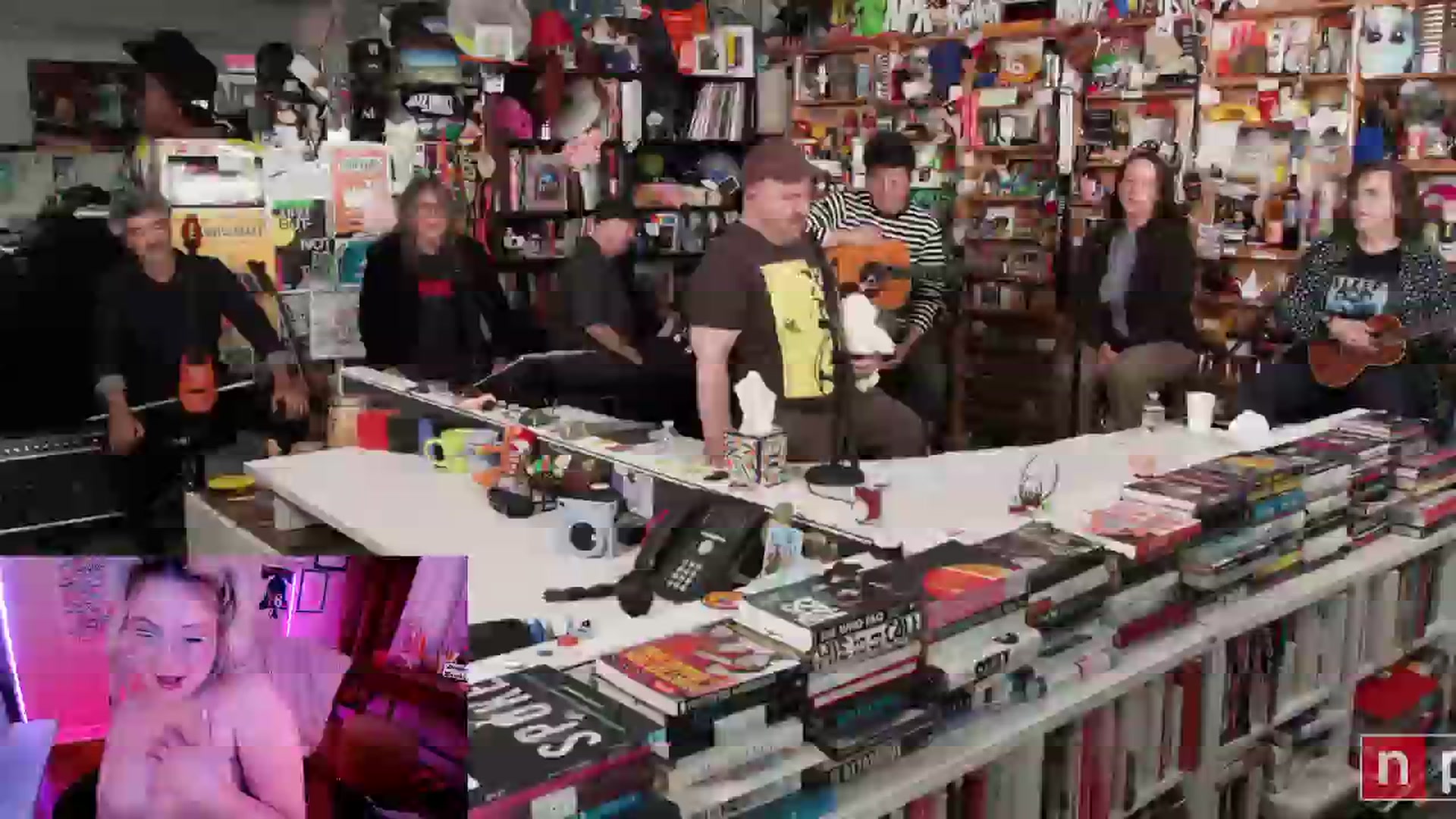 Gallery image thumbnail from MollySnacks's myfreecams stream on, 07/25/2025, 07:13 image 5 of 20