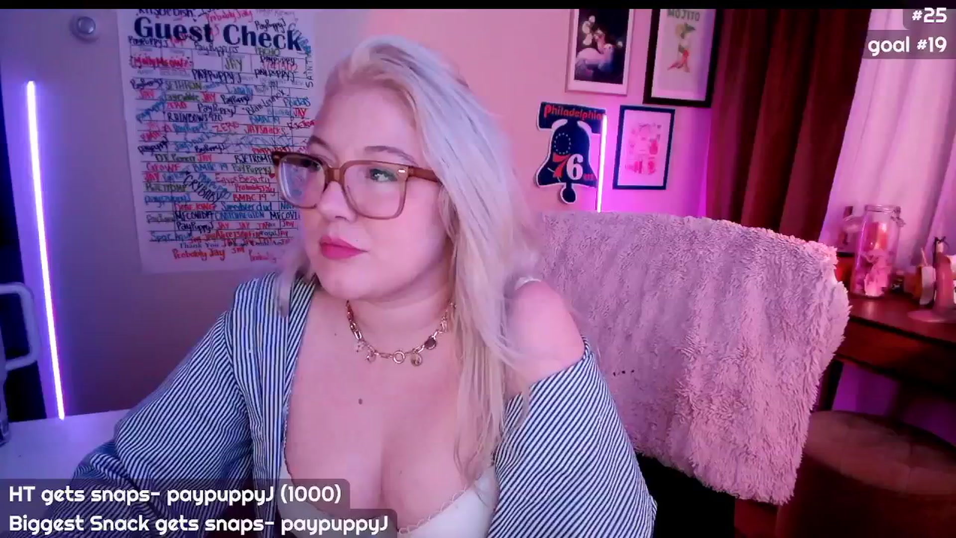 Gallery image thumbnail from MollySnacks's myfreecams stream on, 08/01/2025, 04:54 image 2 of 20