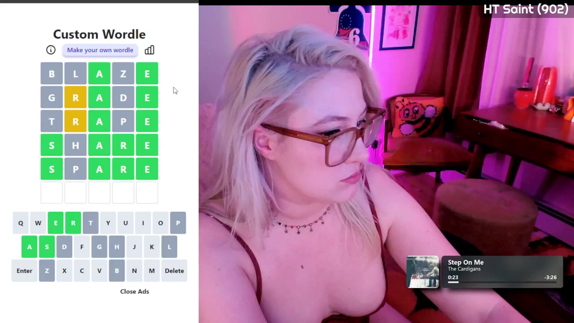 Gallery image thumbnail from MollySnacks's myfreecams stream on, 08/20/2025, 05:09 image 4 of 20