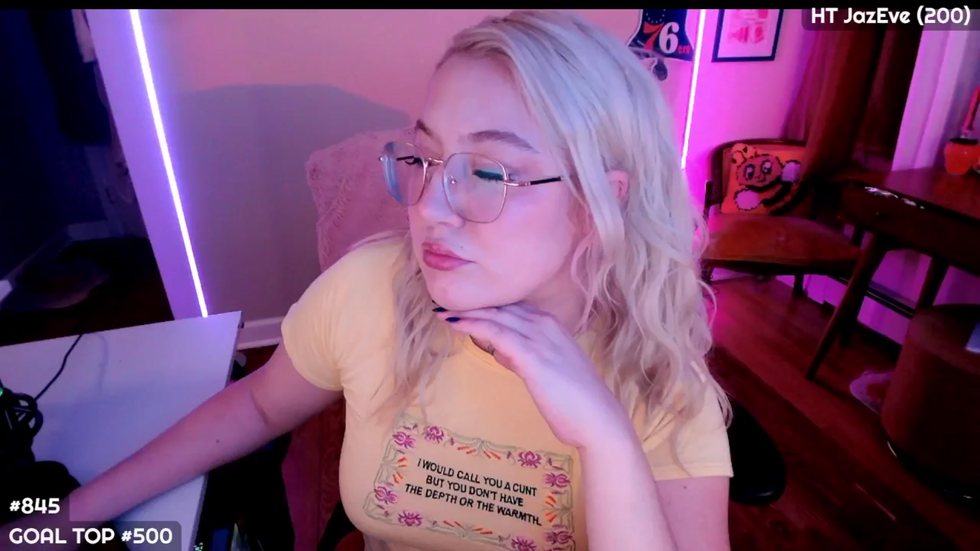 Gallery image thumbnail from MollySnacks's myfreecams stream on, 08/22/2025, 04:26 image 6 of 20