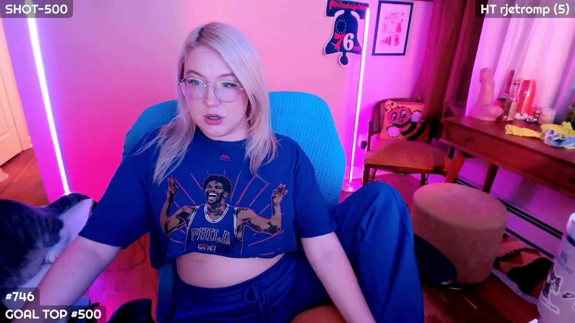 Gallery image thumbnail from MollySnacks's myfreecams stream on, 08/24/2025, 04:47 image 1 of 20