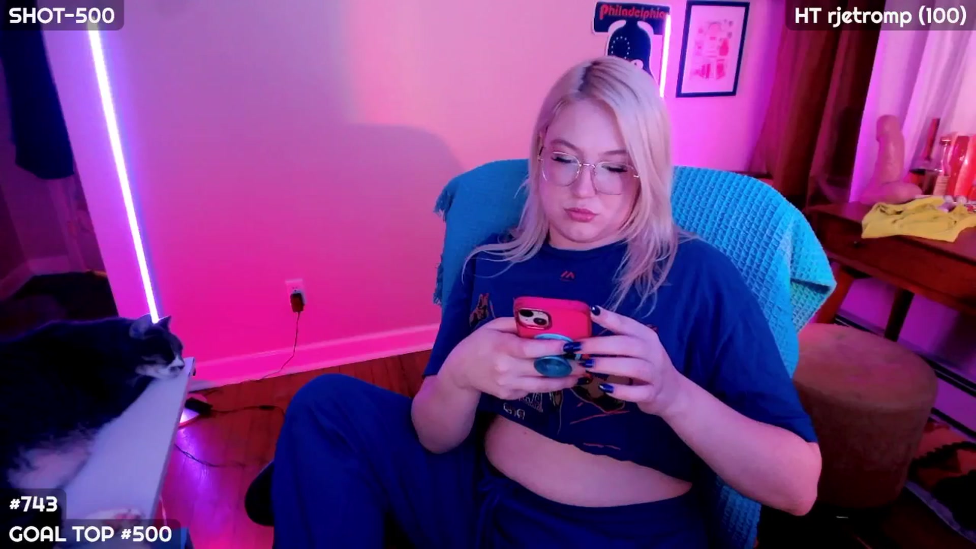 Gallery image thumbnail from MollySnacks's myfreecams stream on, 08/24/2025, 04:47 image 6 of 20