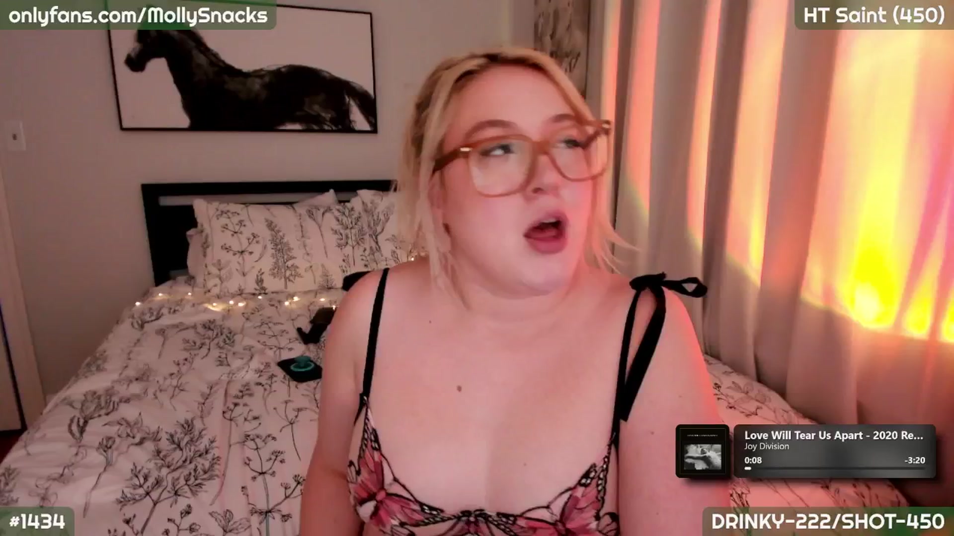 Gallery image thumbnail from MollySnacks's myfreecams stream on, 09/04/2025, 03:21 image 20 of 20