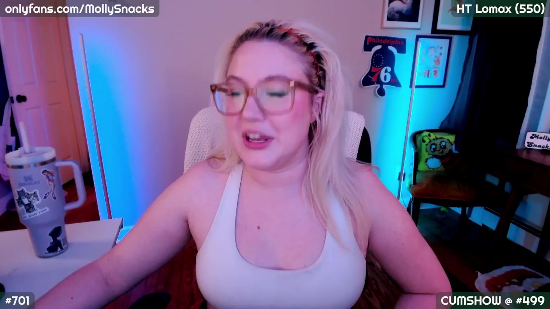Gallery image thumbnail from MollySnacks's myfreecams stream on, 09/19/2025, 02:09 image 12 of 20