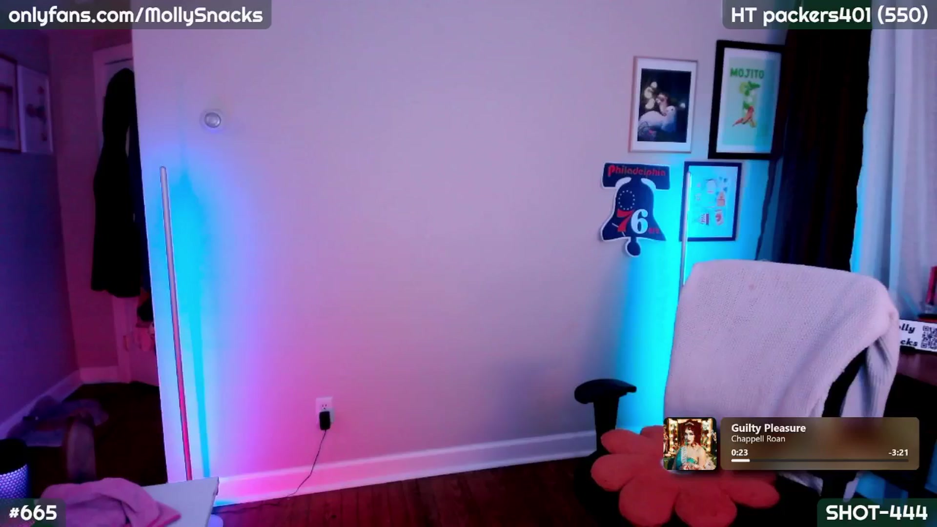 Gallery image thumbnail from MollySnacks's myfreecams stream on, 09/25/2025, 04:25 image 13 of 20