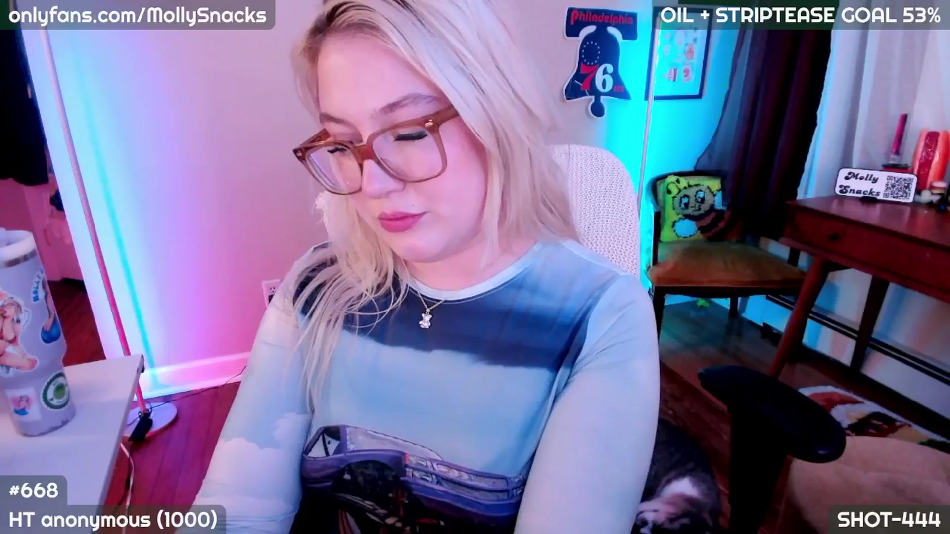 Gallery image thumbnail from MollySnacks's myfreecams stream on, 09/27/2025, 03:05 image 20 of 20