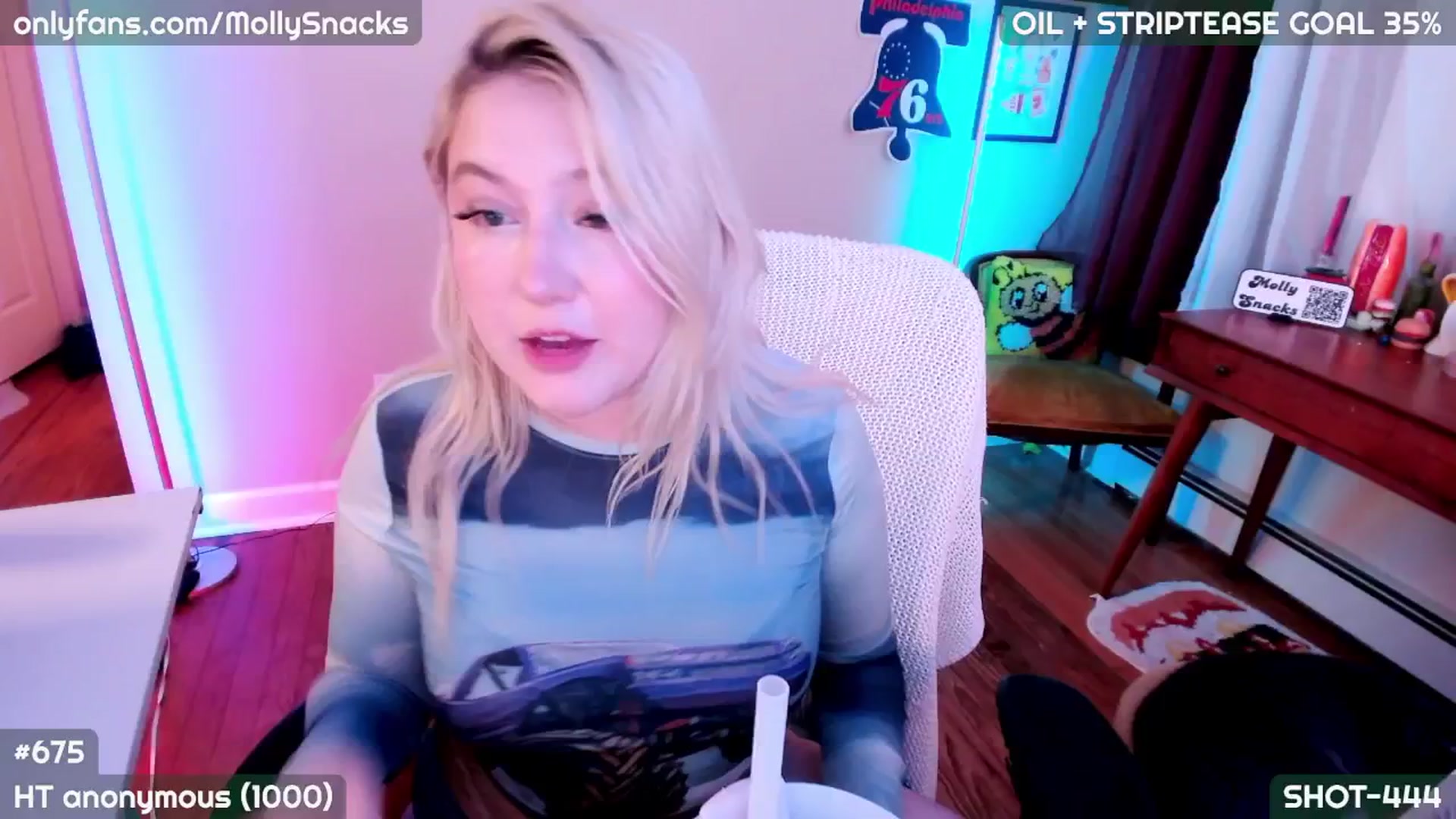 Gallery image thumbnail from MollySnacks's myfreecams stream on, 09/27/2025, 03:05 image 11 of 20