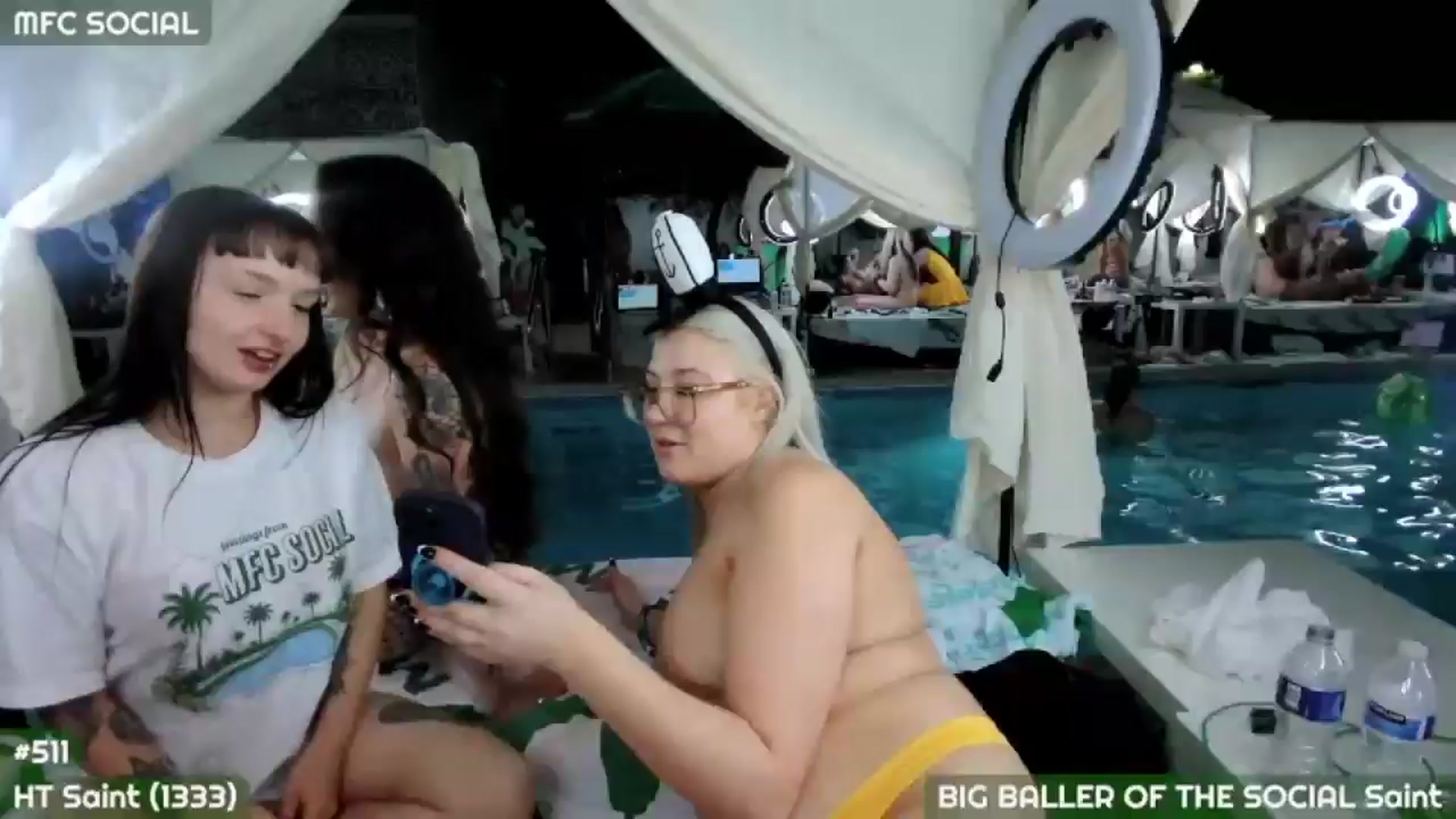 Gallery image thumbnail from MollySnacks's myfreecams stream on, 10/08/2025, 07:14 image 1 of 20