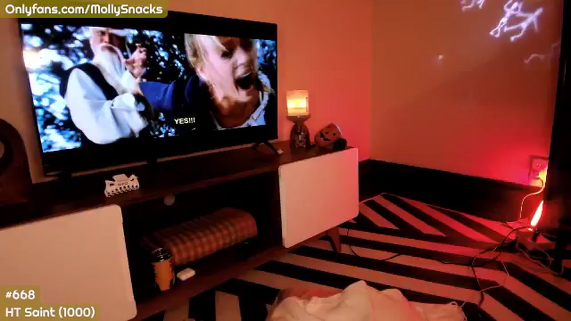 Gallery image thumbnail from MollySnacks's myfreecams stream on, 10/19/2025, 04:13 image 19 of 20