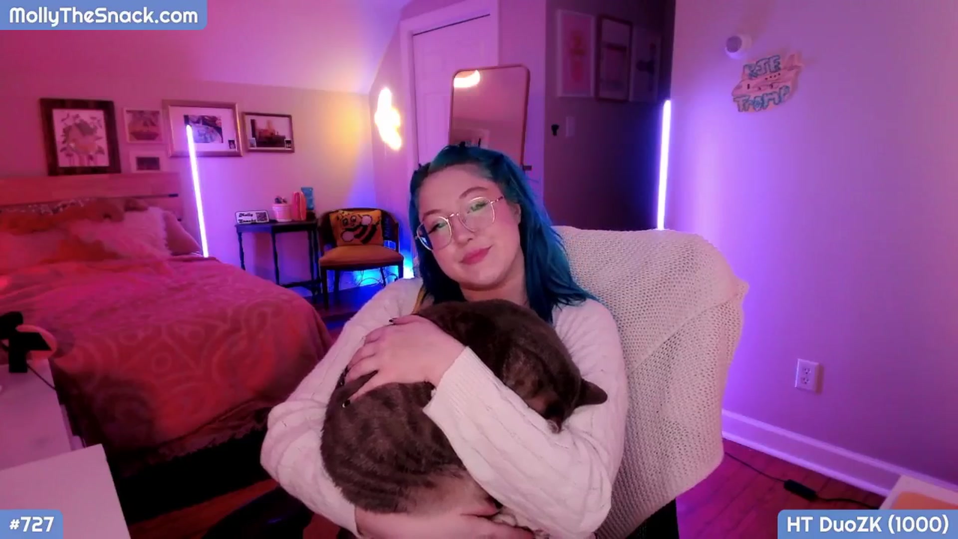 Gallery image thumbnail from MollySnacks's myfreecams stream on, 11/04/2025, 03:30 image 12 of 20