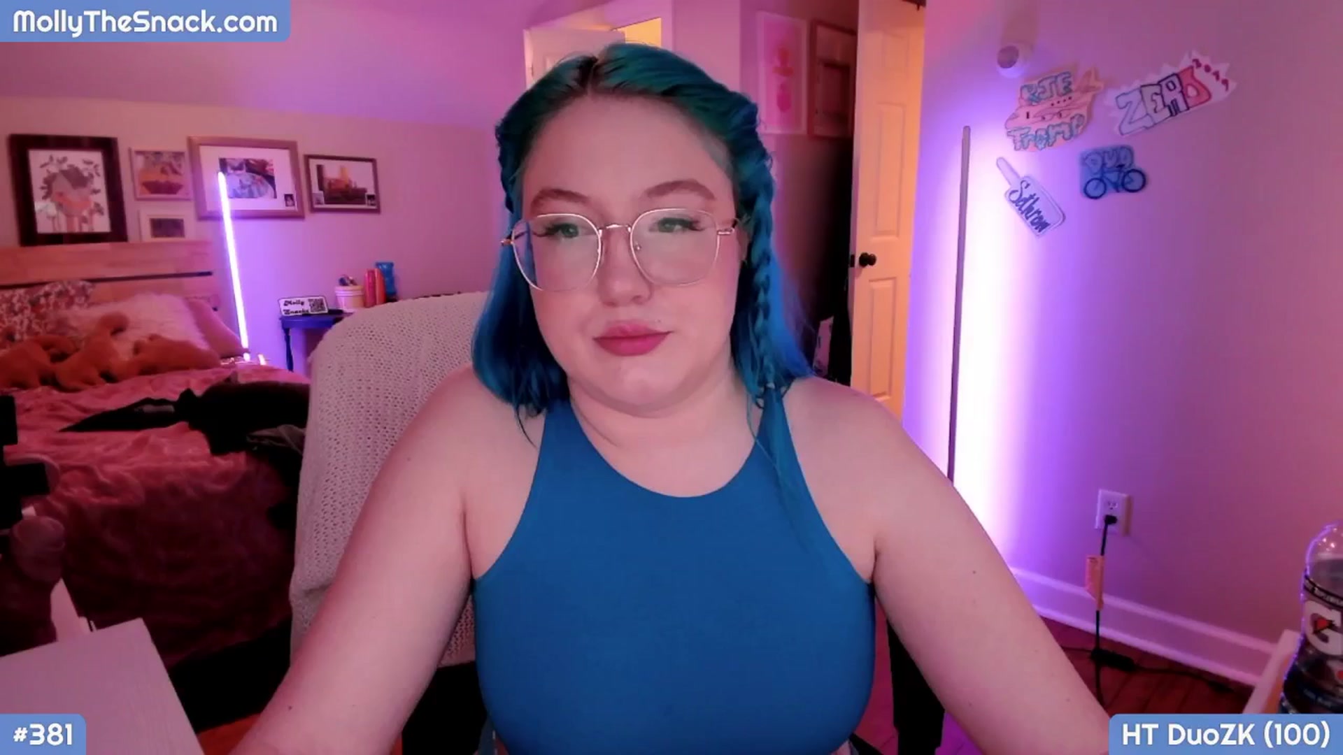 Gallery image thumbnail from MollySnacks's myfreecams stream on, 11/10/2025, 04:00 image 4 of 20
