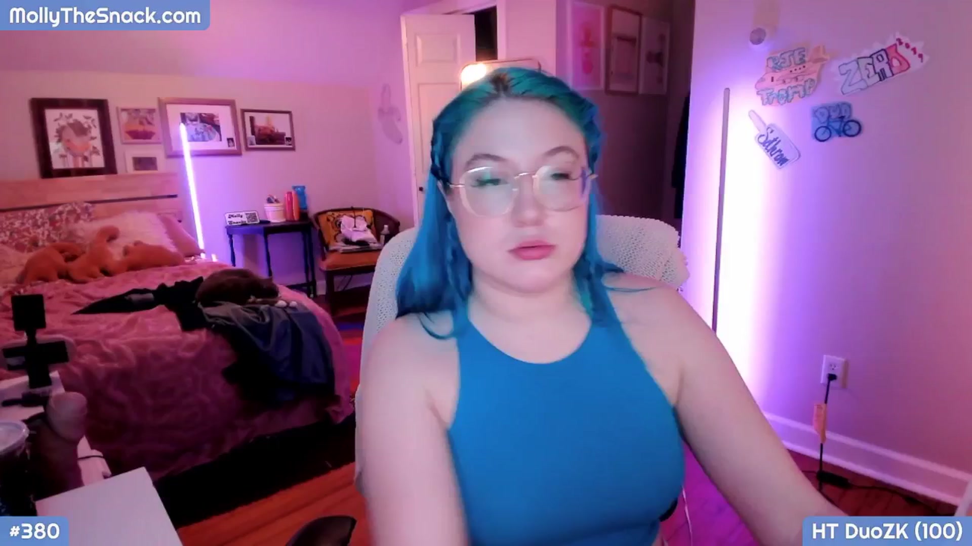 Gallery image thumbnail from MollySnacks's myfreecams stream on, 11/10/2025, 04:00 image 15 of 20