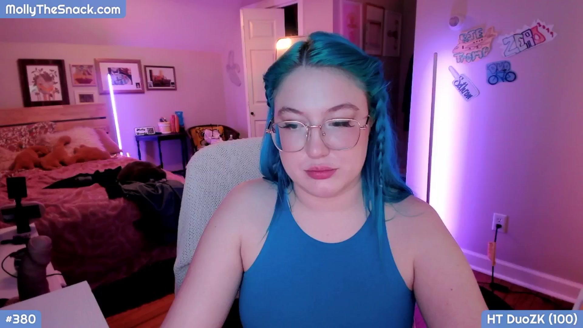 Gallery image thumbnail from MollySnacks's myfreecams stream on, 11/10/2025, 04:00 image 11 of 20