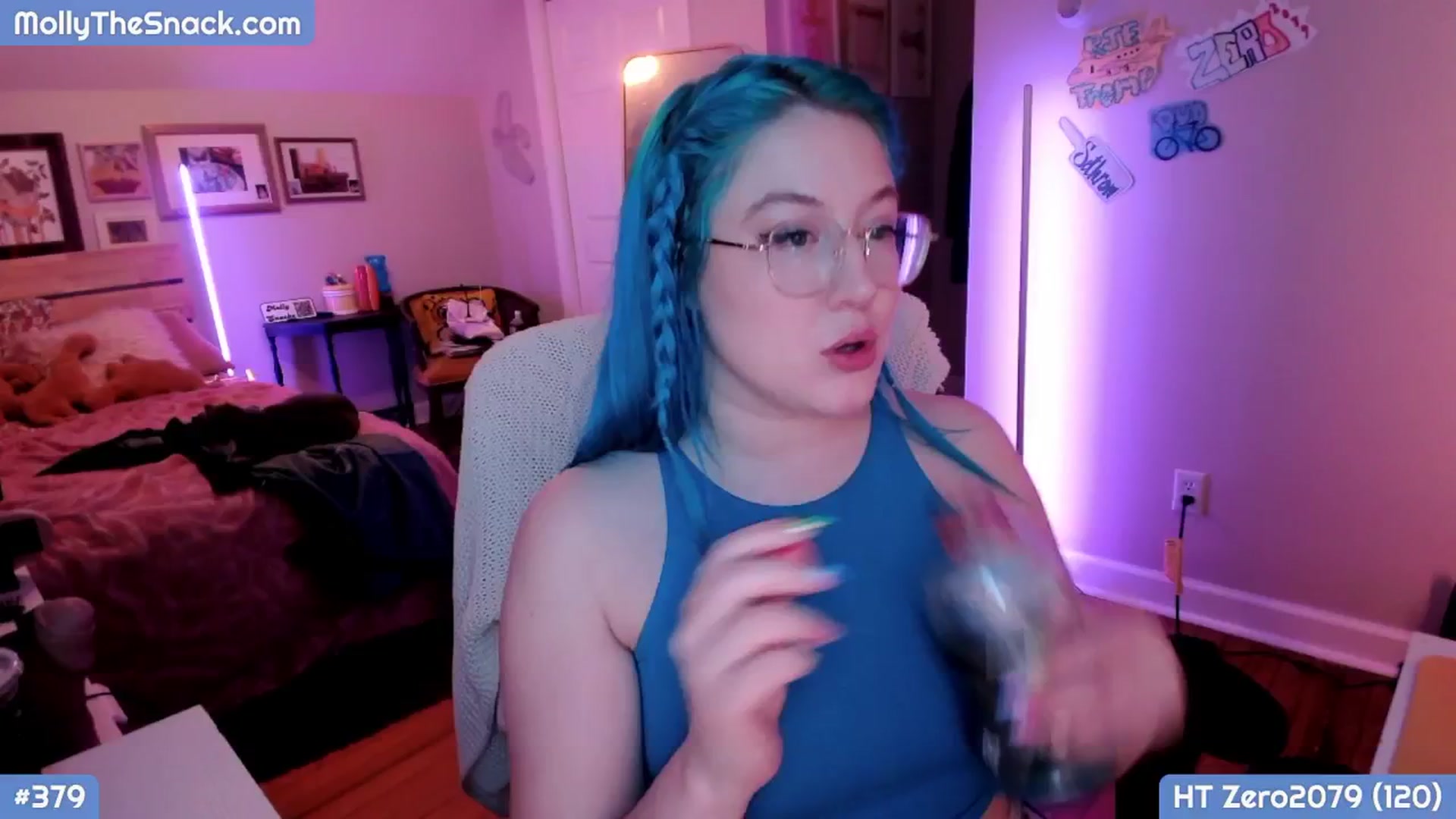 Gallery image thumbnail from MollySnacks's myfreecams stream on, 11/10/2025, 04:00 image 19 of 20
