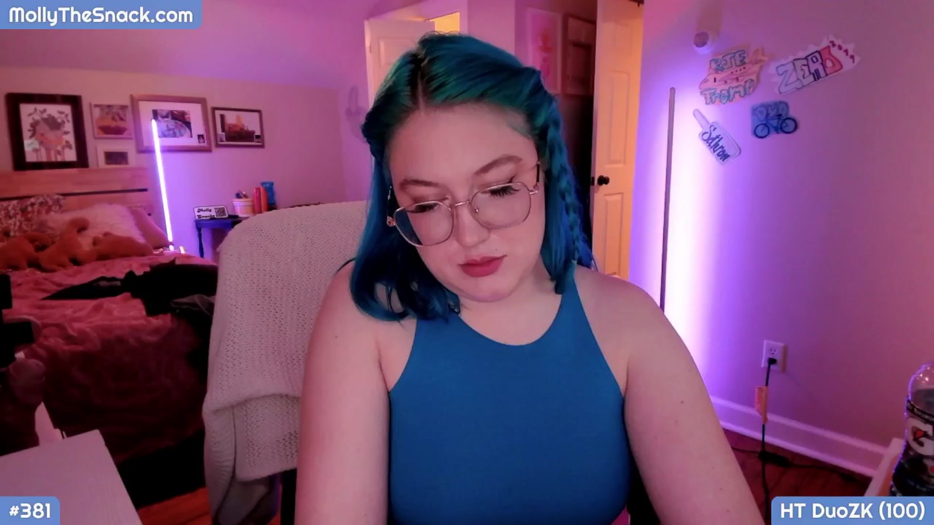 Gallery image thumbnail from MollySnacks's myfreecams stream on, 11/10/2025, 04:00 image 5 of 20