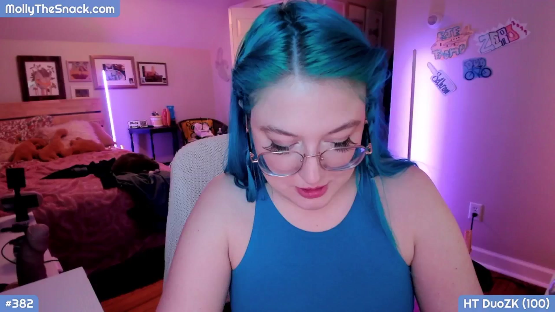 Gallery image thumbnail from MollySnacks's myfreecams stream on, 11/10/2025, 04:00 image 8 of 20