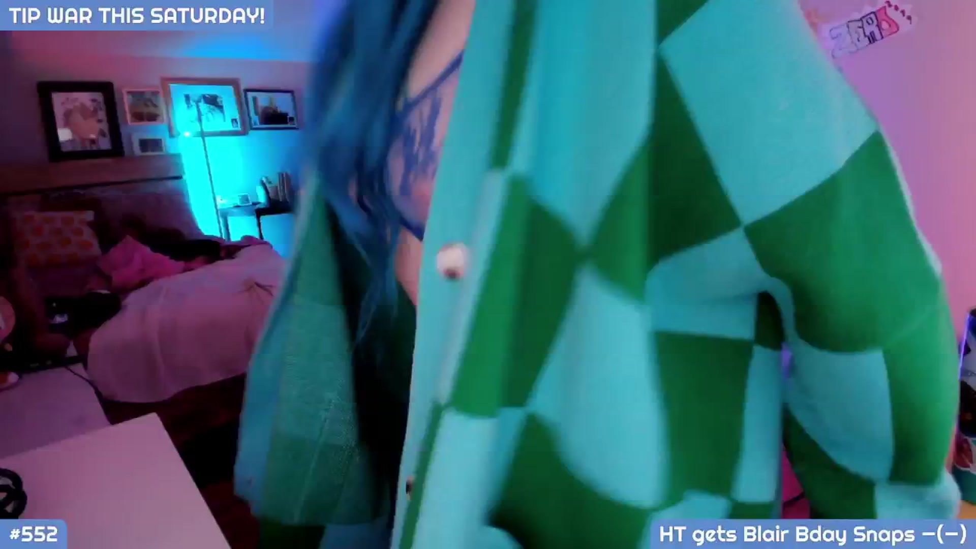Gallery image thumbnail from MollySnacks's myfreecams stream on, 11/14/2025, 05:14 image 1 of 20