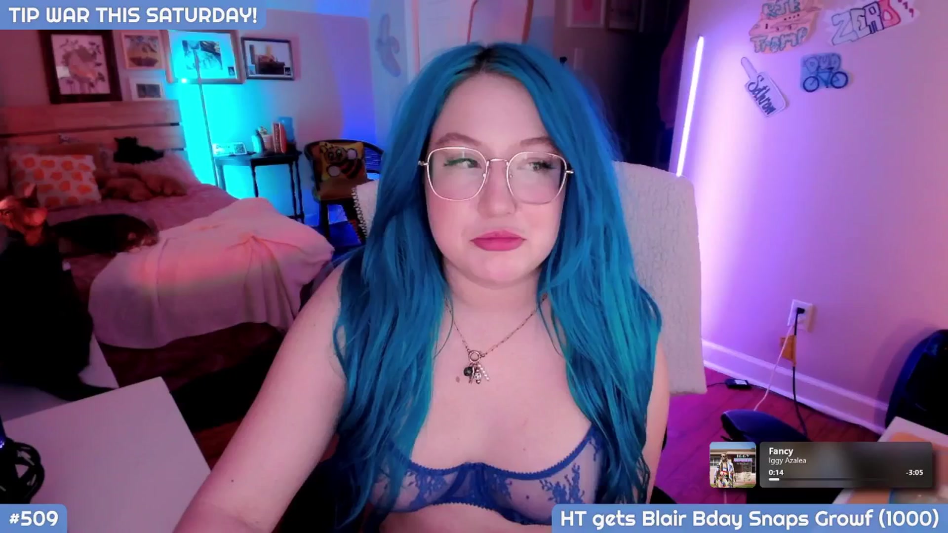 Gallery image thumbnail from MollySnacks's myfreecams stream on, 11/14/2025, 05:14 image 13 of 20