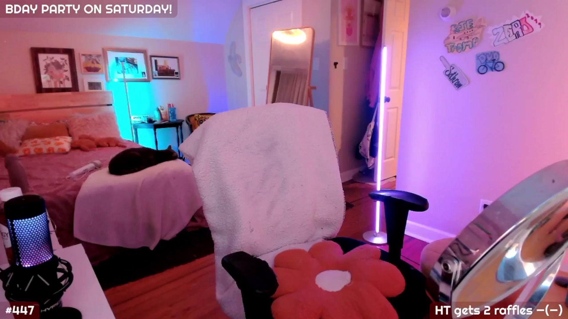 Gallery image thumbnail from MollySnacks's myfreecams stream on, 11/17/2025, 01:21 image 12 of 20