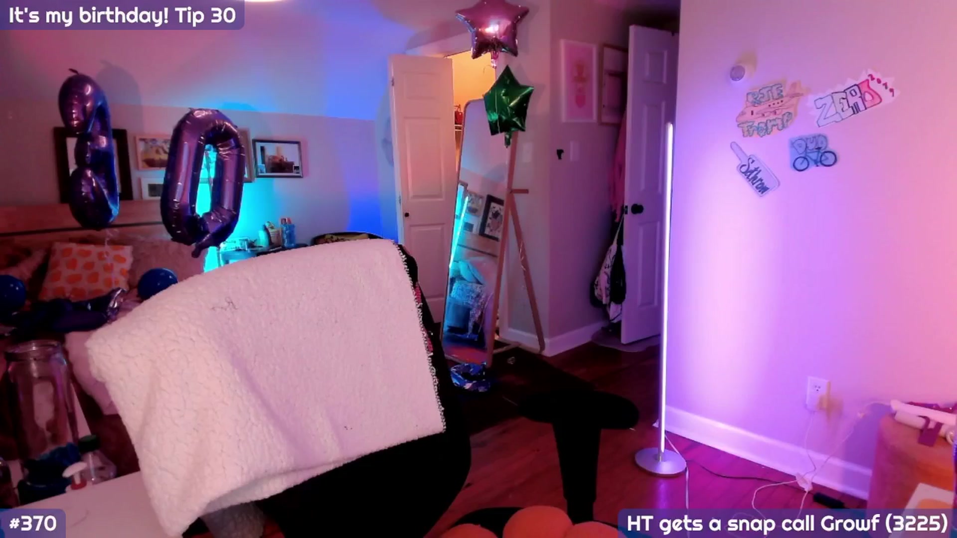Gallery image thumbnail from MollySnacks's myfreecams stream on, 11/23/2025, 07:08 image 2 of 20