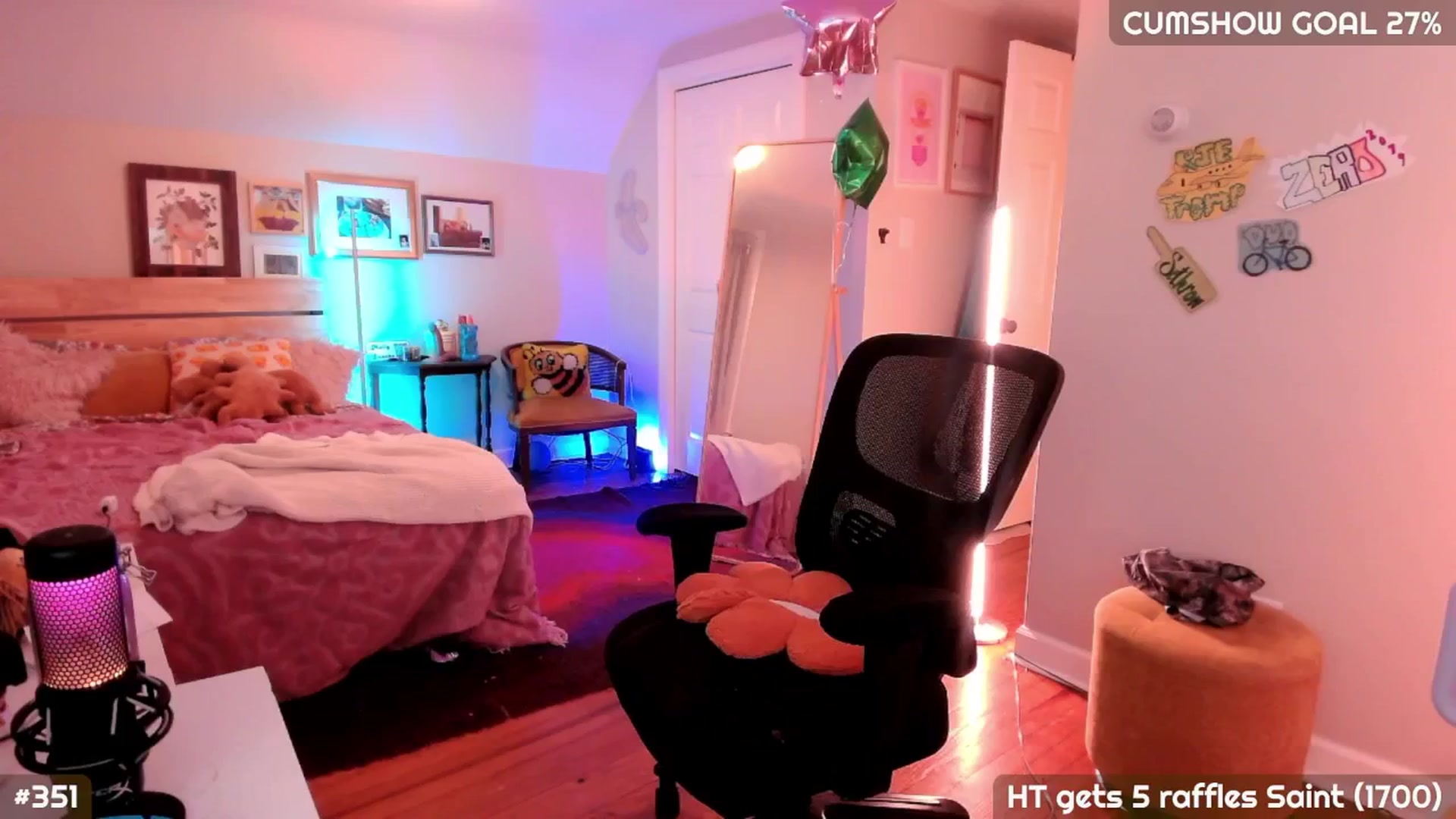 Gallery image thumbnail from MollySnacks's myfreecams stream on, 11/27/2025, 04:48 image 11 of 20