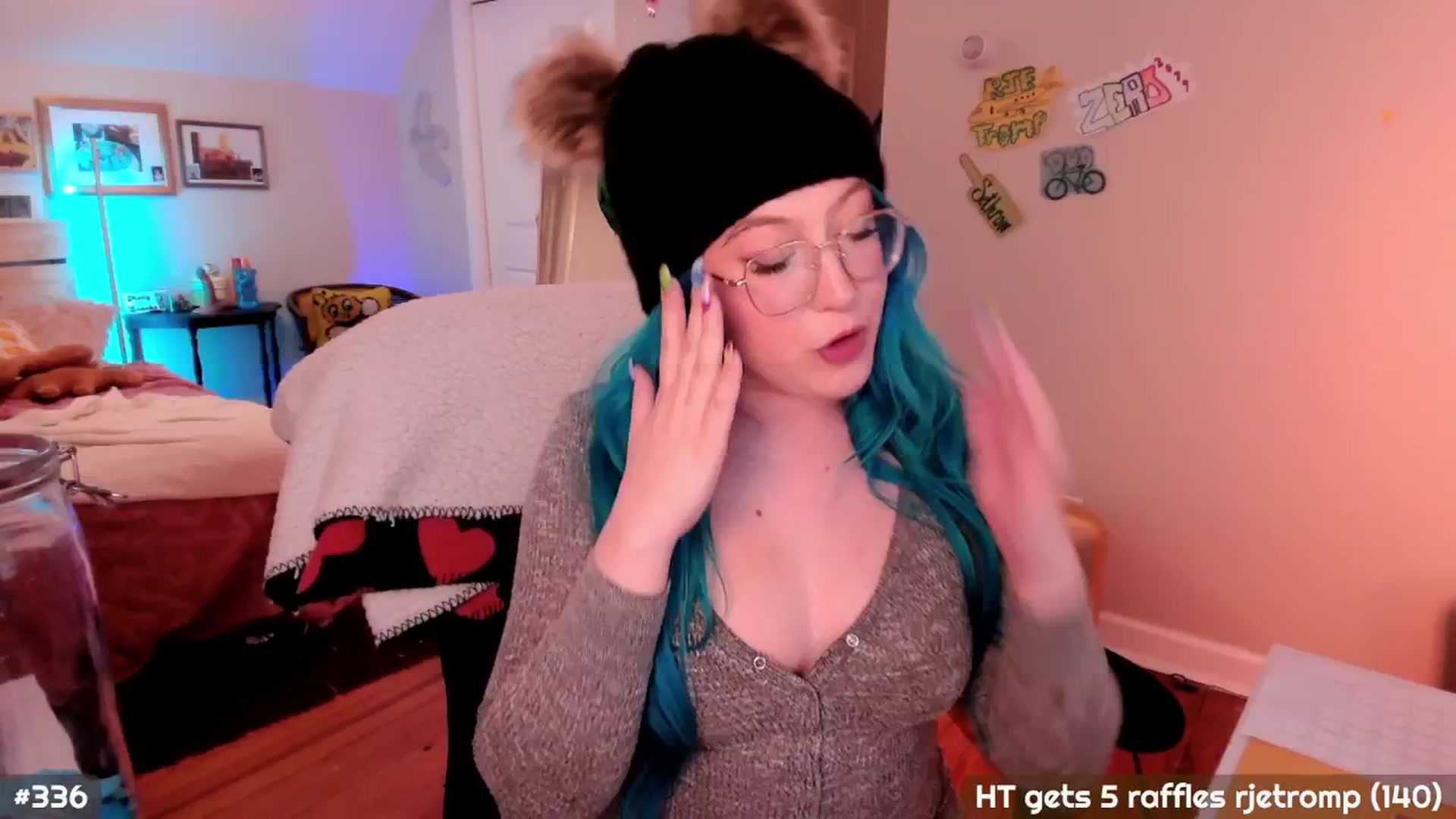 Gallery image thumbnail from MollySnacks's myfreecams stream on, 11/28/2025, 04:29 image 3 of 20