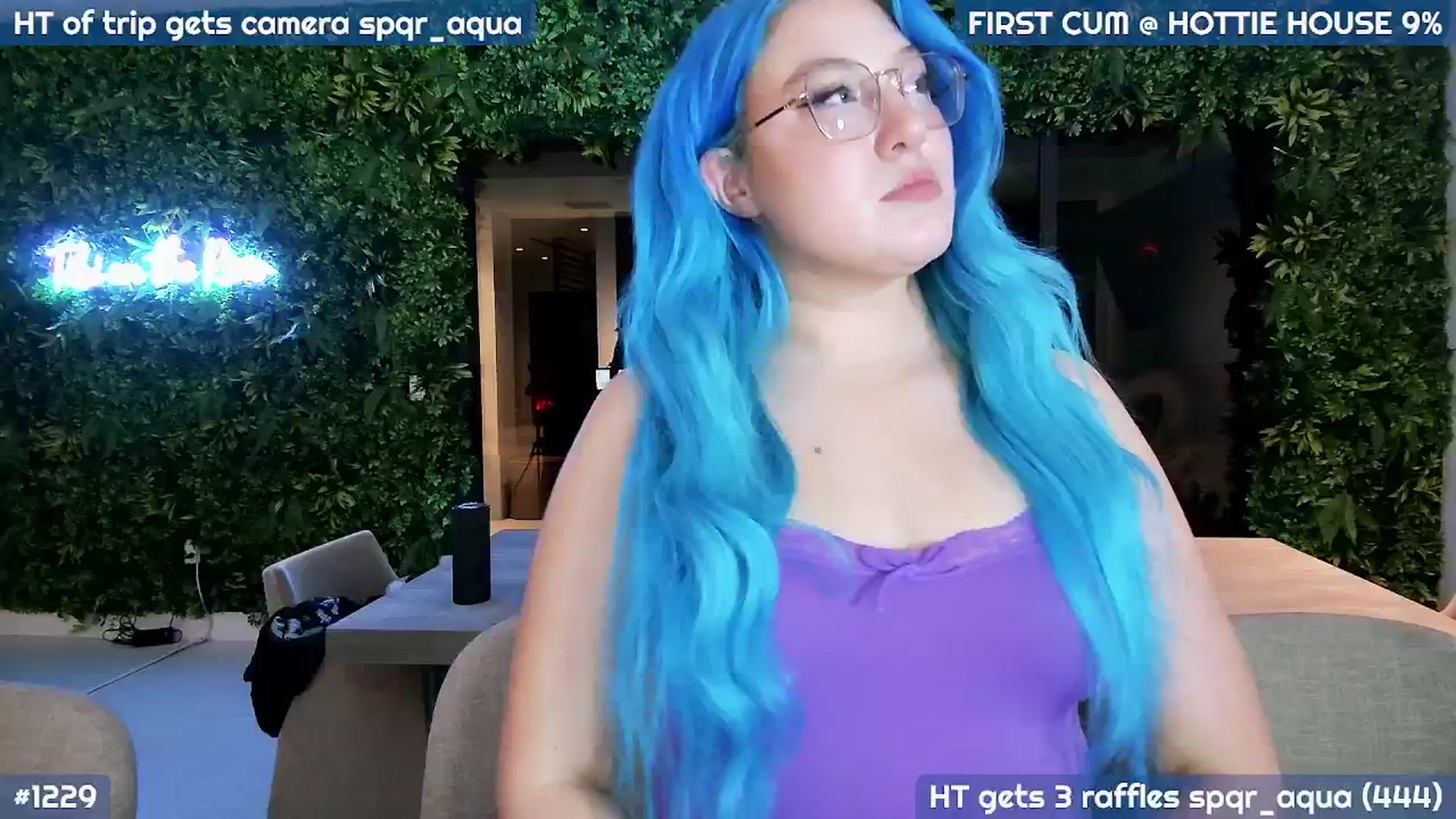 Gallery image thumbnail from MollySnacks's myfreecams stream on, 12/03/2025, 05:57 image 5 of 20
